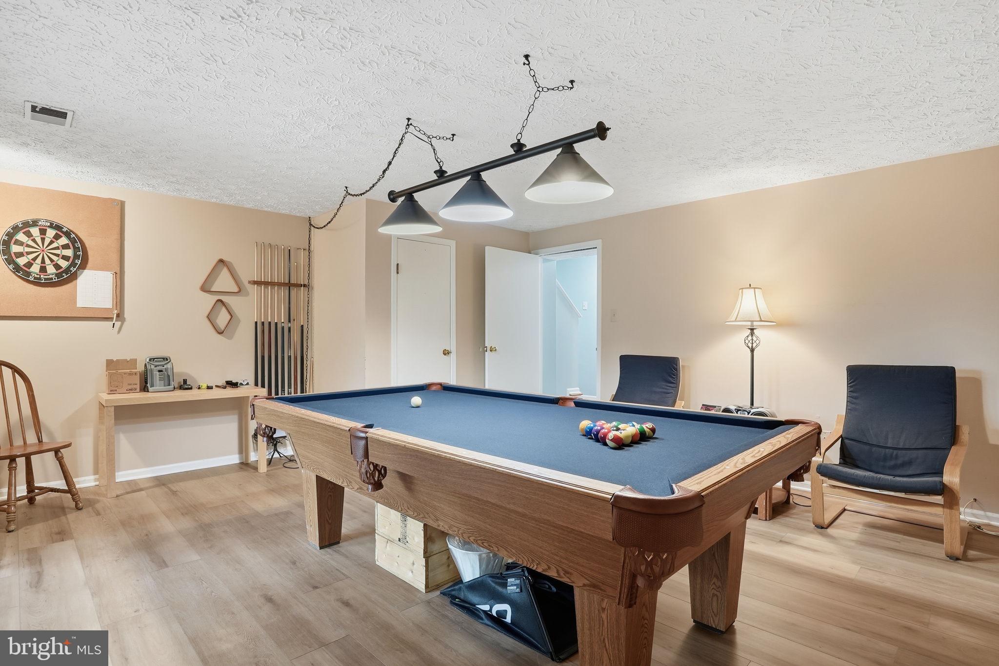 ULMSTEAD GARDENS - Residential