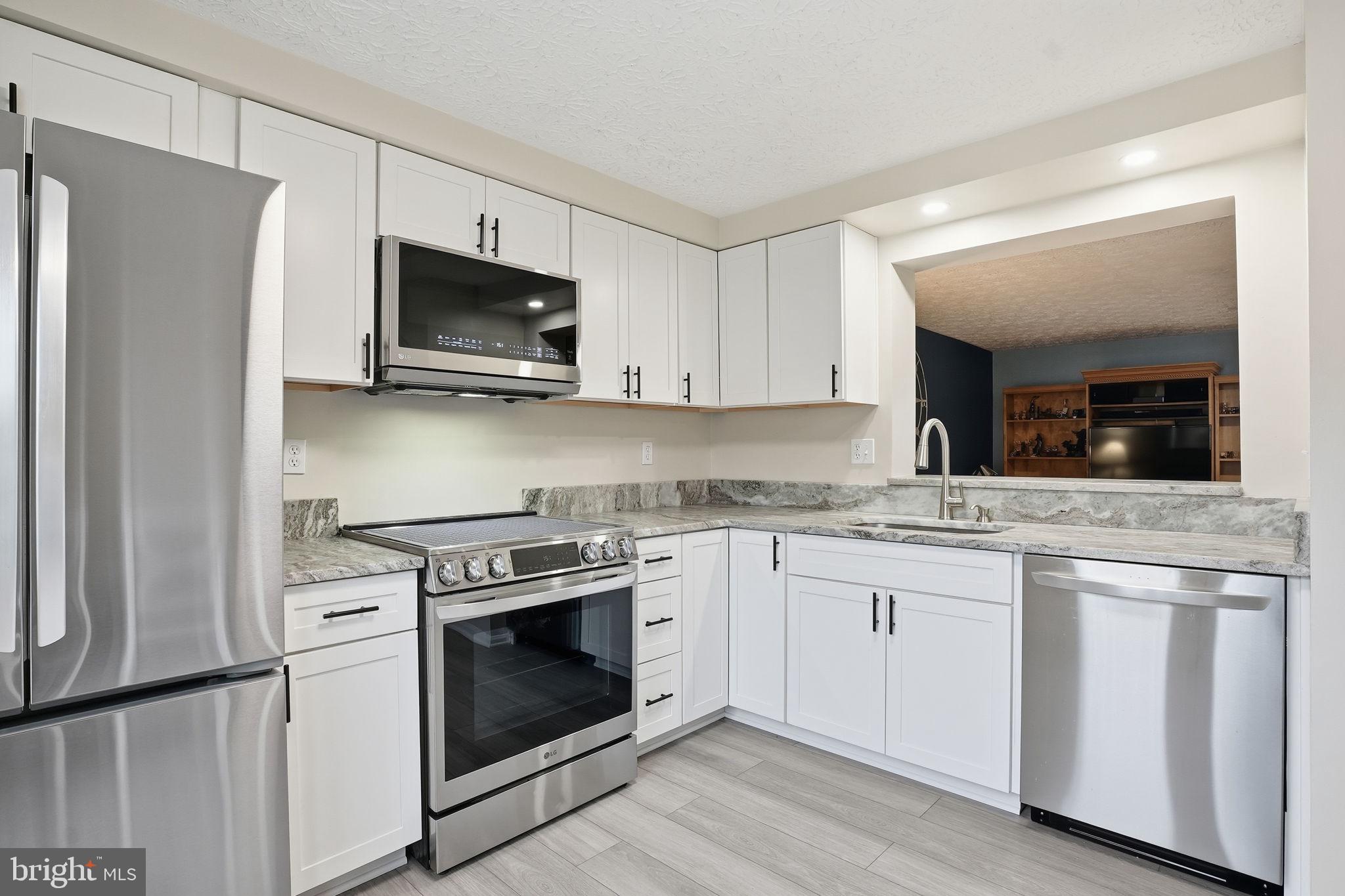 ULMSTEAD GARDENS - Residential