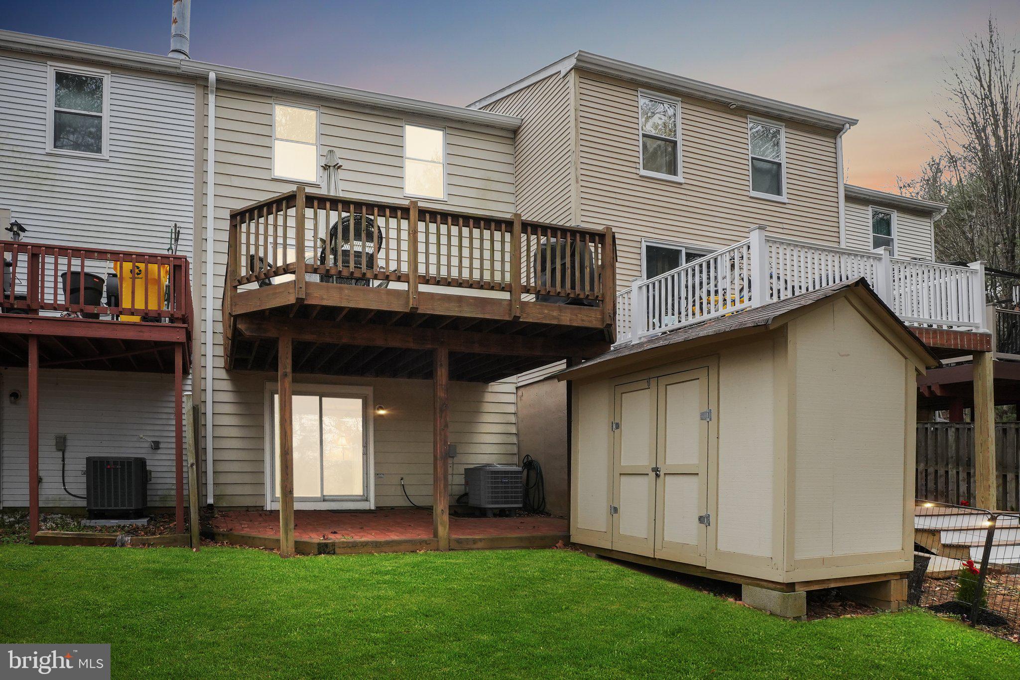 ULMSTEAD GARDENS - Residential