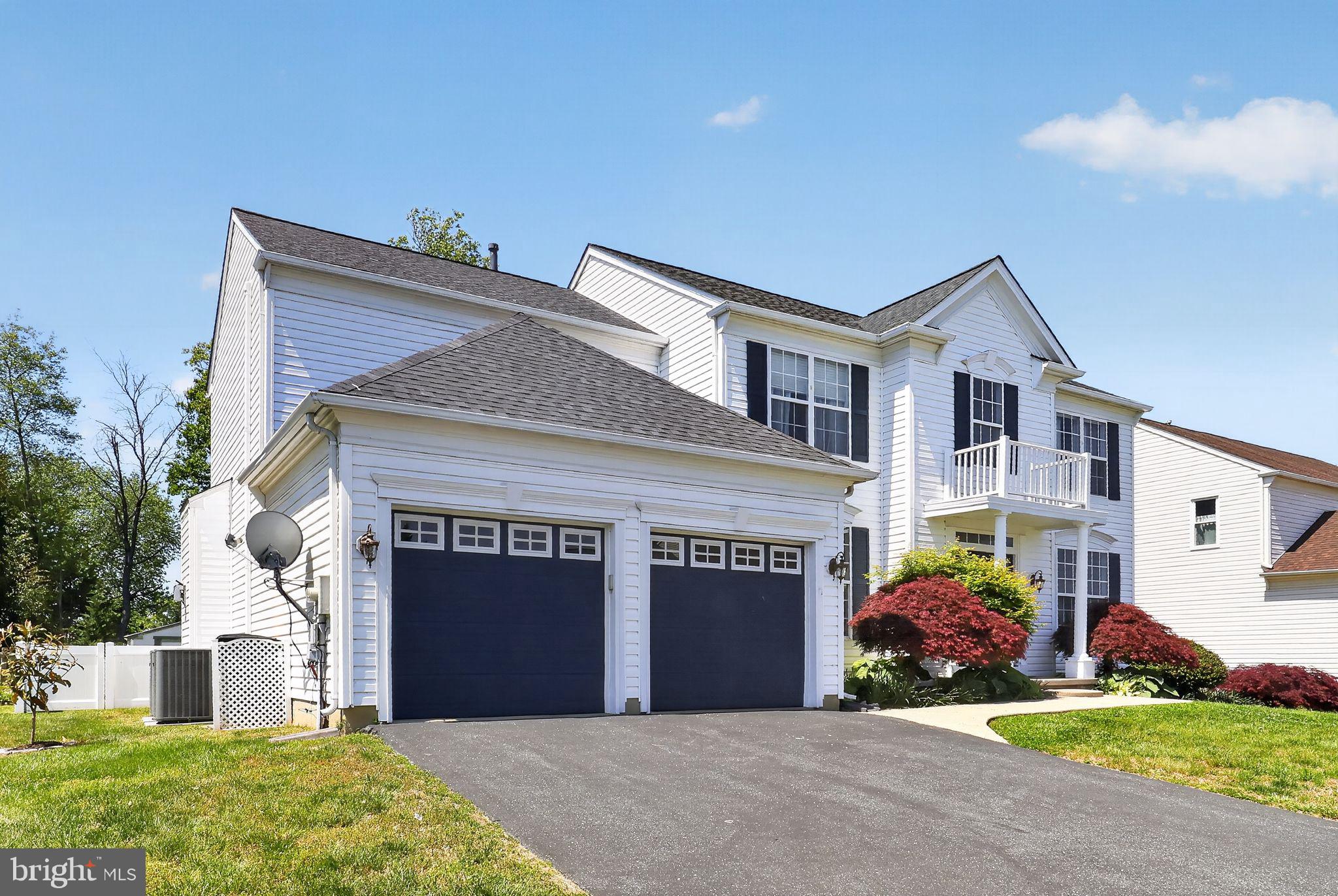 22 W MINGLEWOOD DRIVE