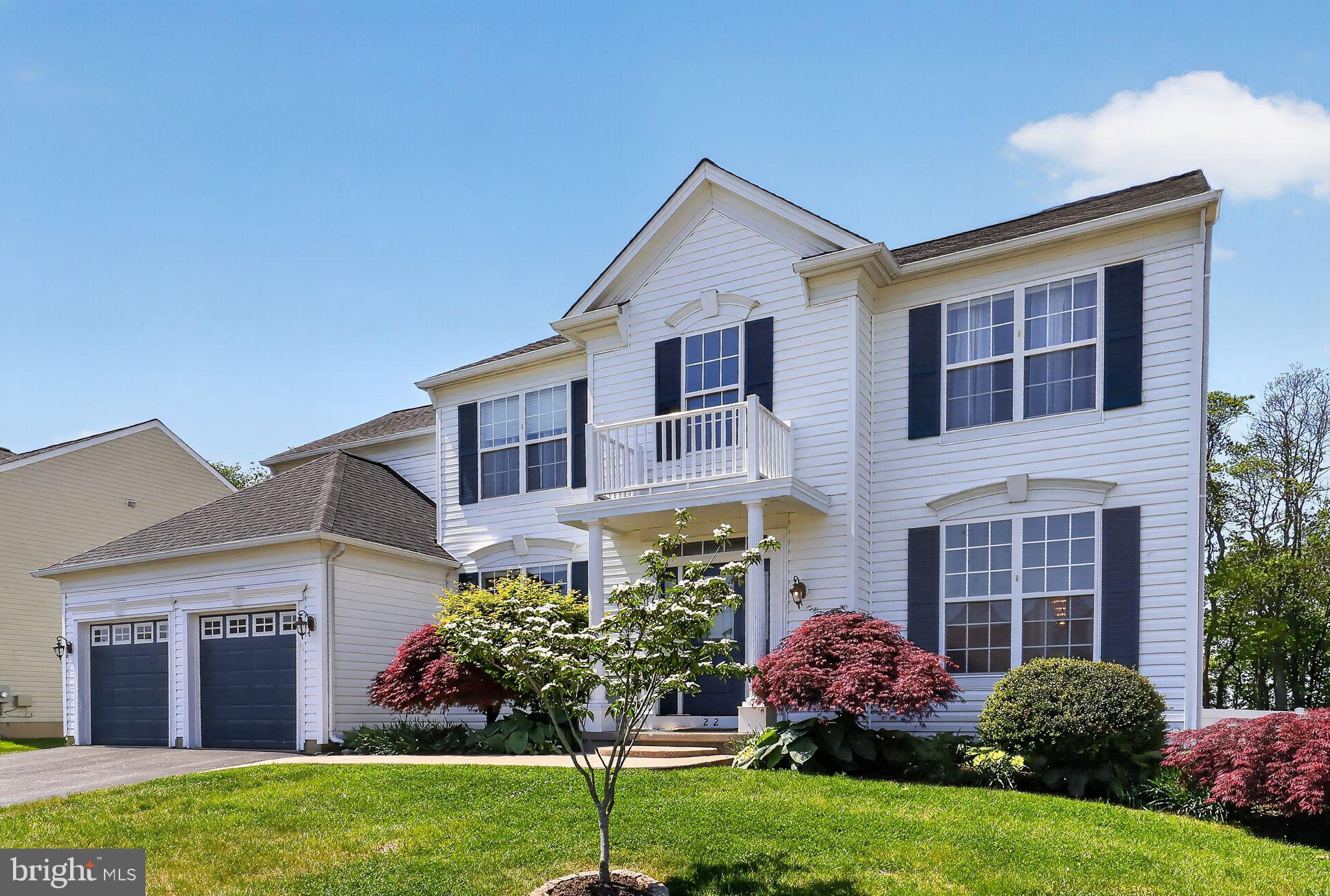 22 W MINGLEWOOD DRIVE