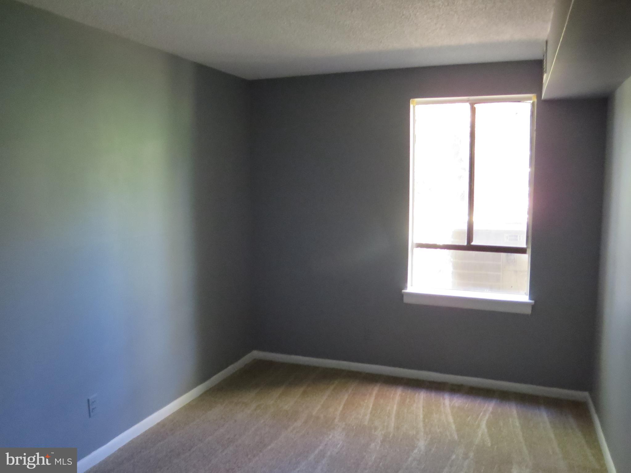 RESTON - Residential Lease