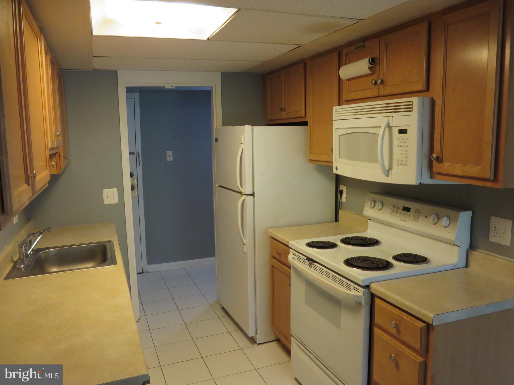 RESTON - Residential Lease