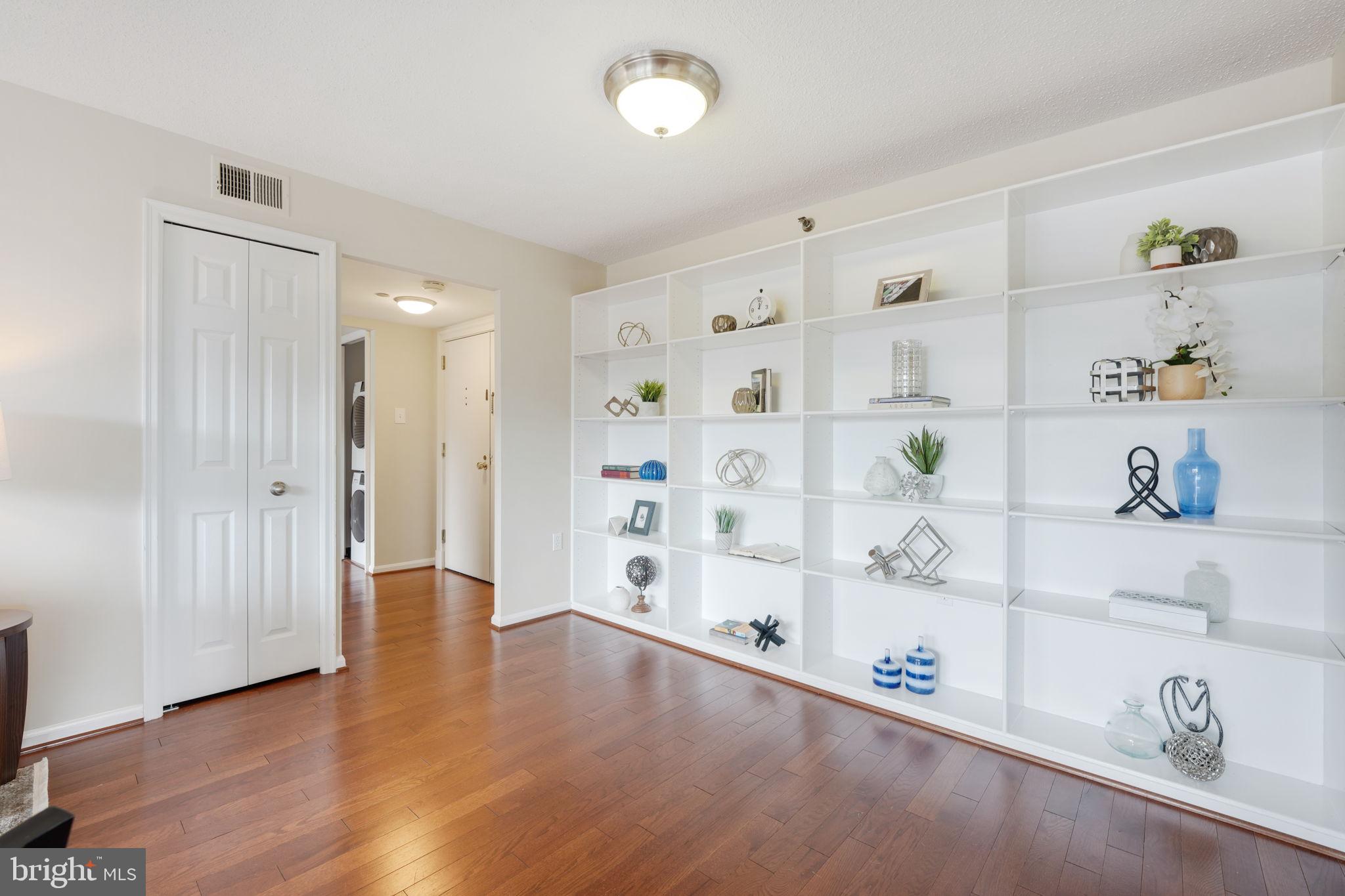 WOODBURY HEIGHTS - Residential