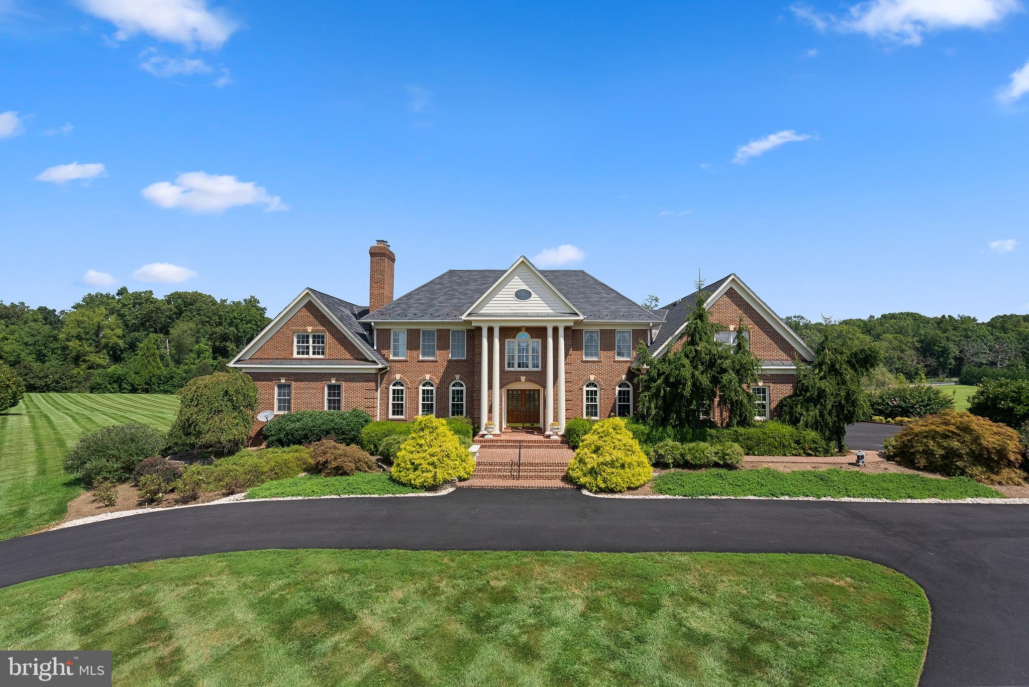 CHESWICK - Residential