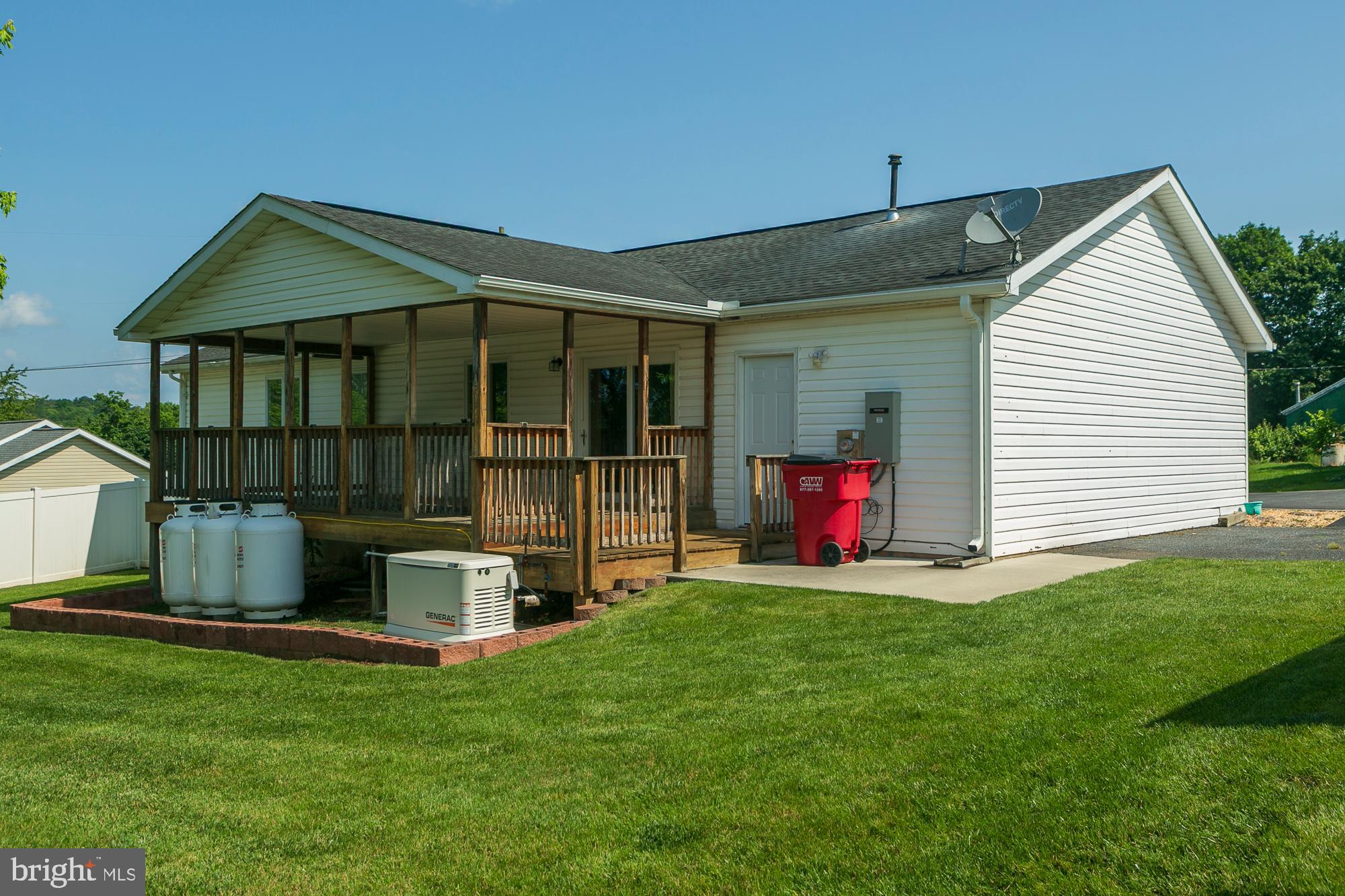 CREEKSIDE - Residential