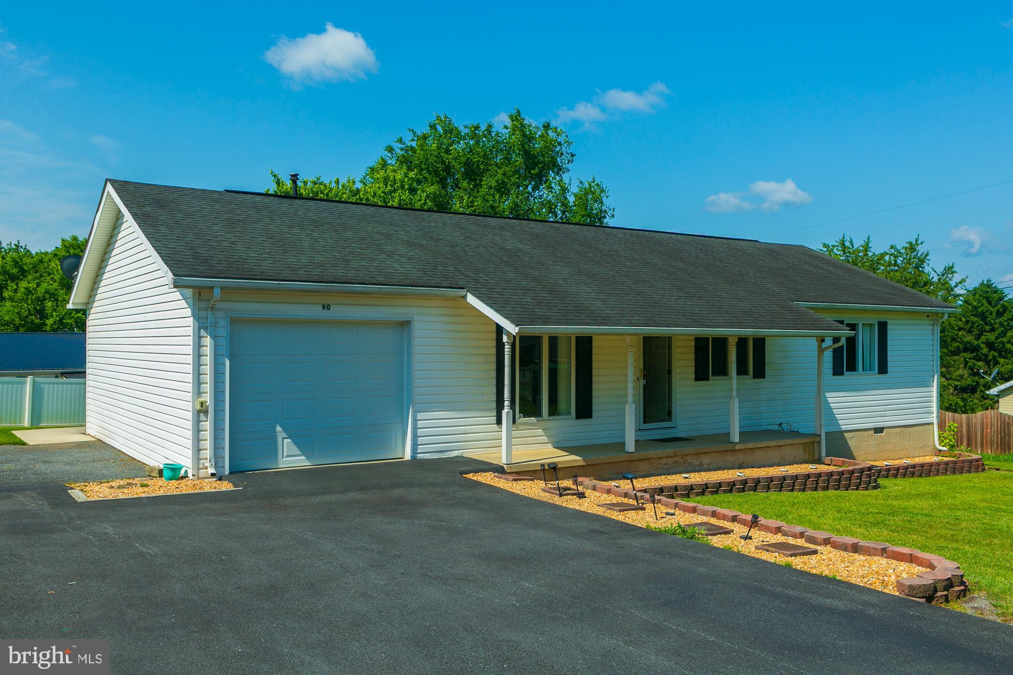 CREEKSIDE - Residential