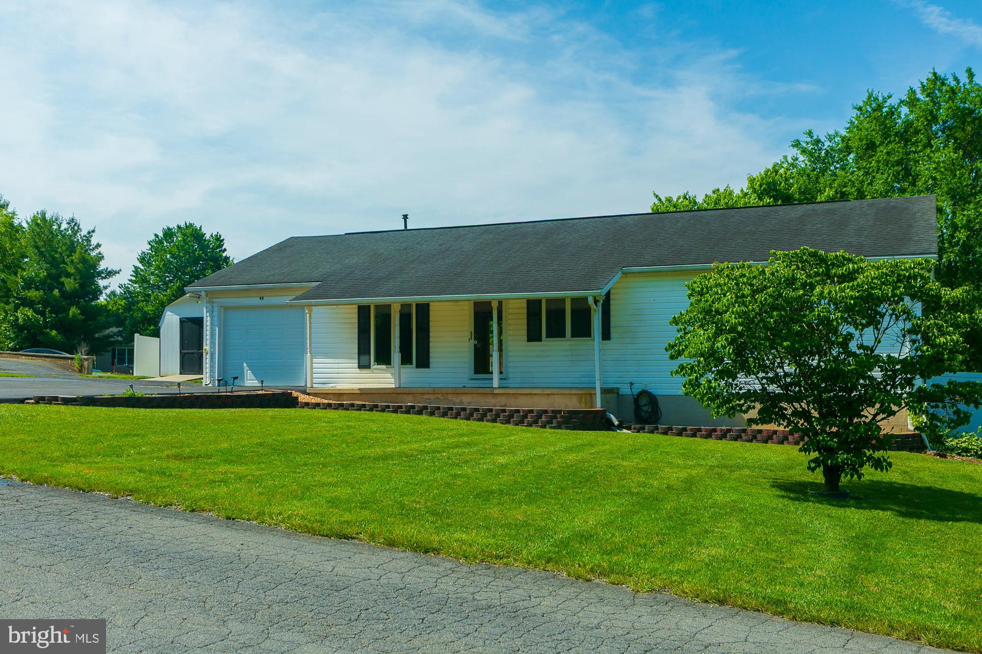 CREEKSIDE - Residential