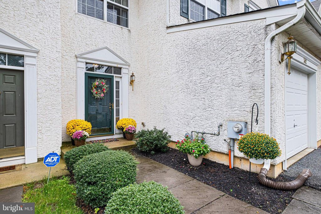 Photo of 342 Wilmore Drive, MIDDLETOWN, DE 19709 (MLS # DENC2090966)