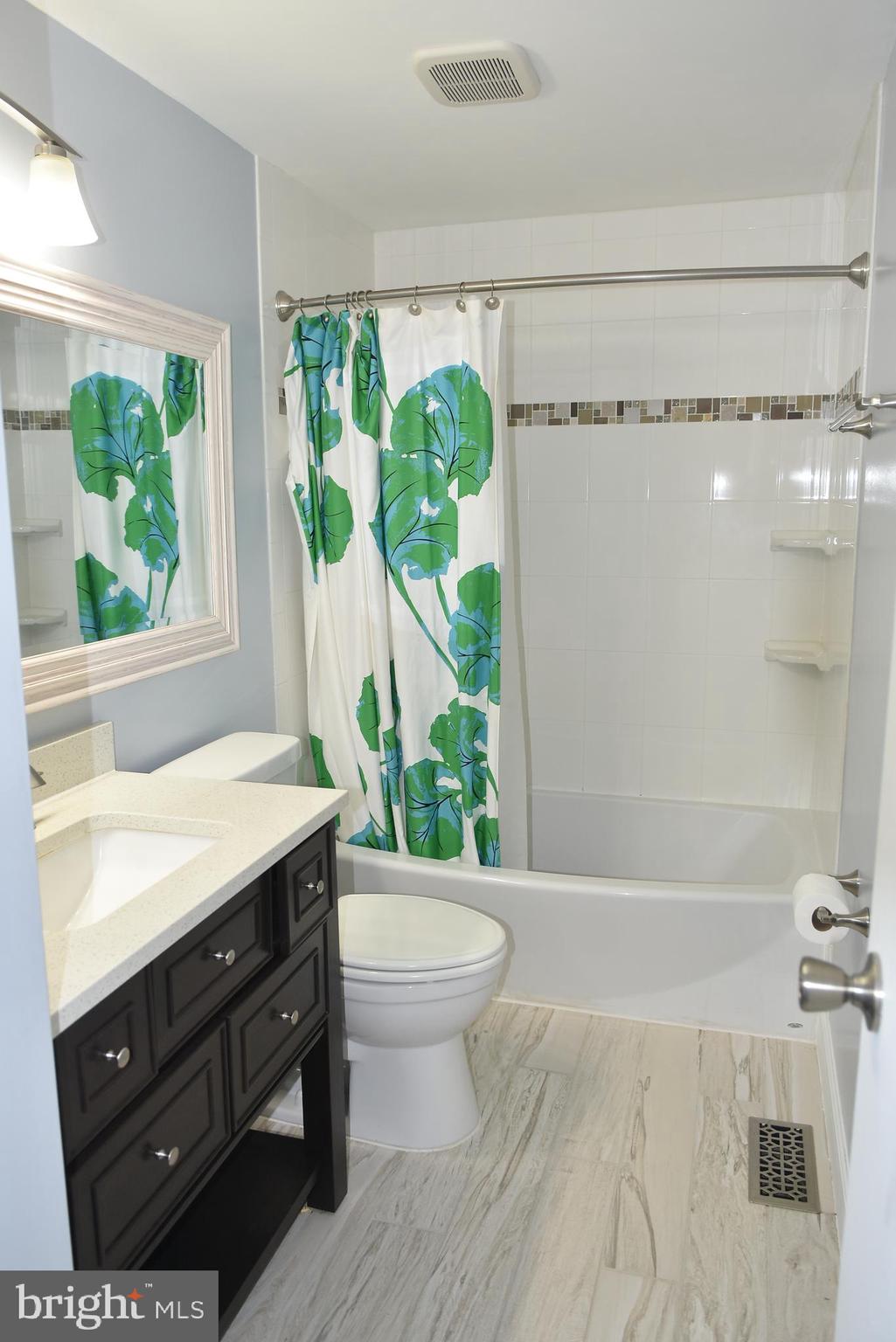 CARDINAL ESTATES - Residential