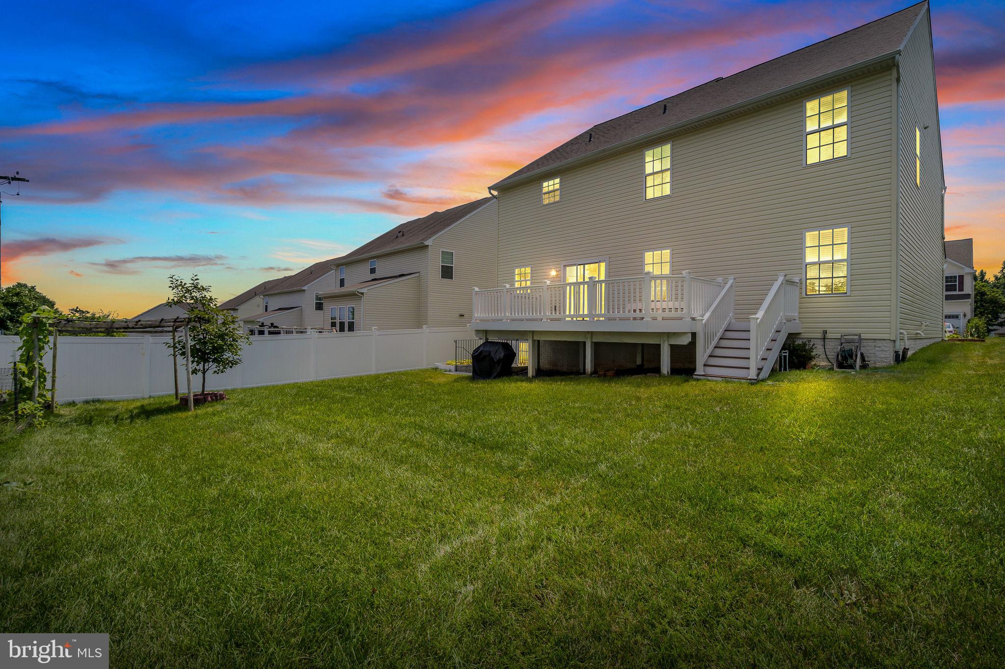 PLEASANT CHASE - Residential