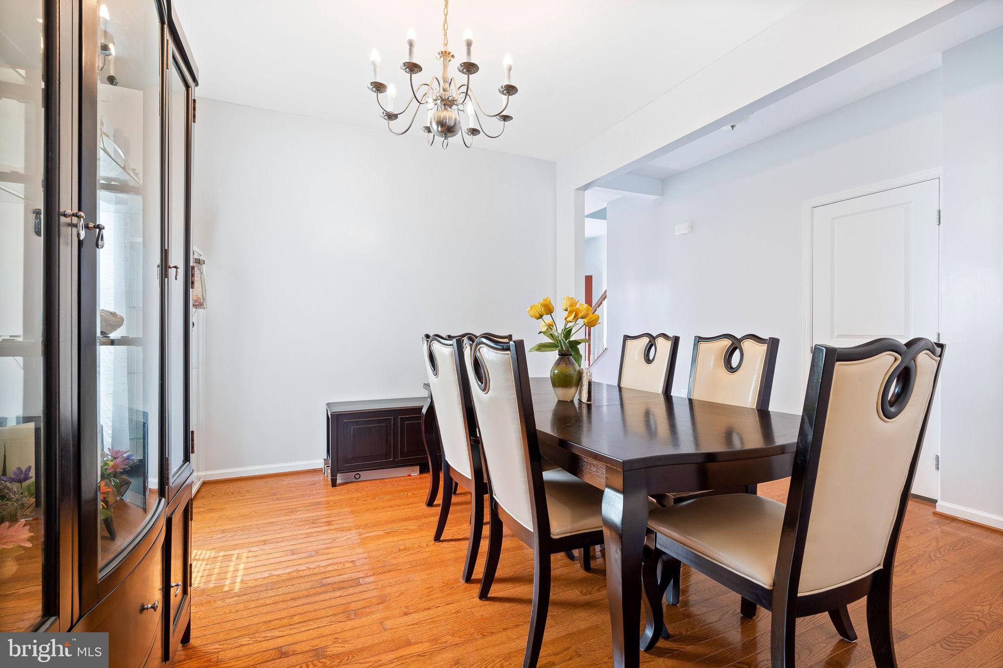 PLEASANT CHASE - Residential