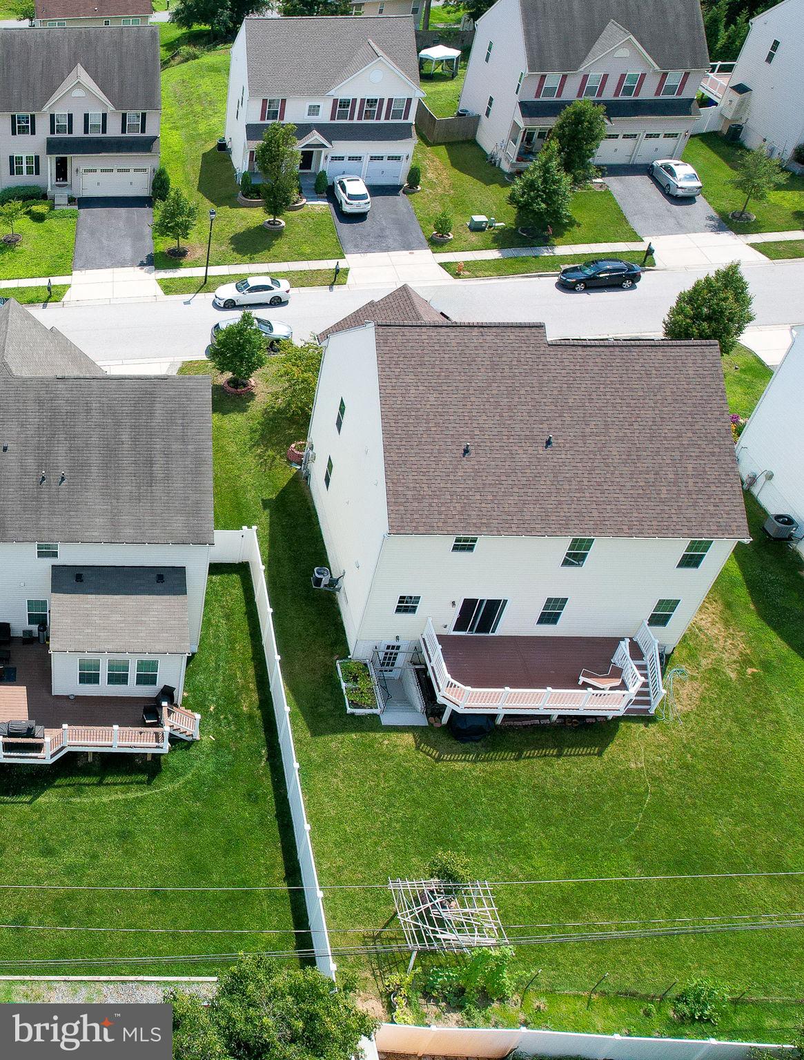 PLEASANT CHASE - Residential