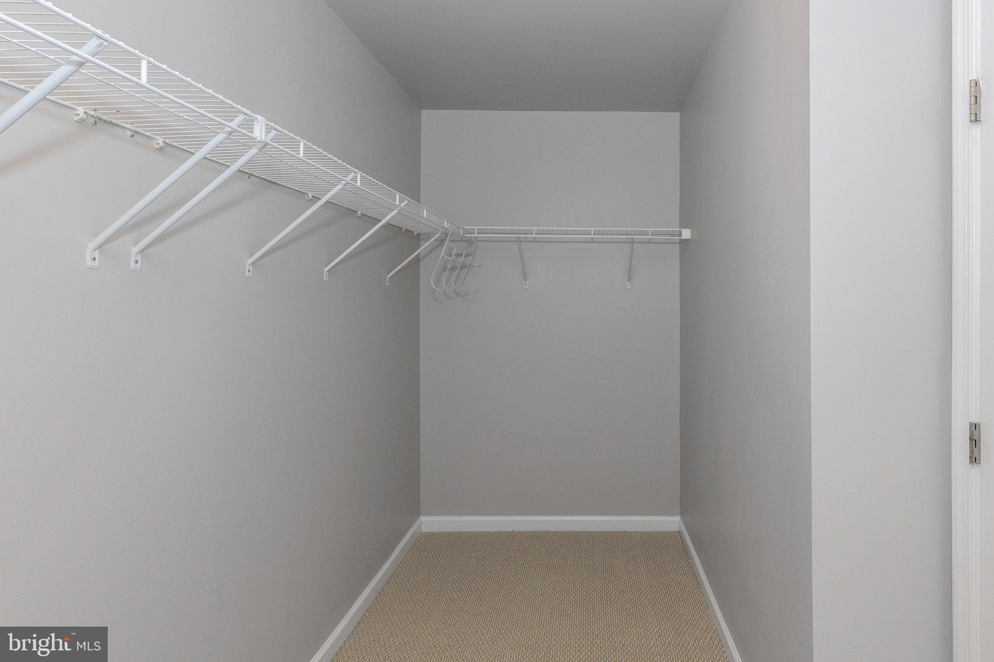 PLEASANT CHASE - Residential