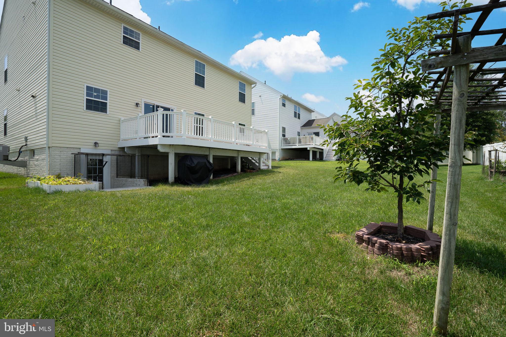 PLEASANT CHASE - Residential