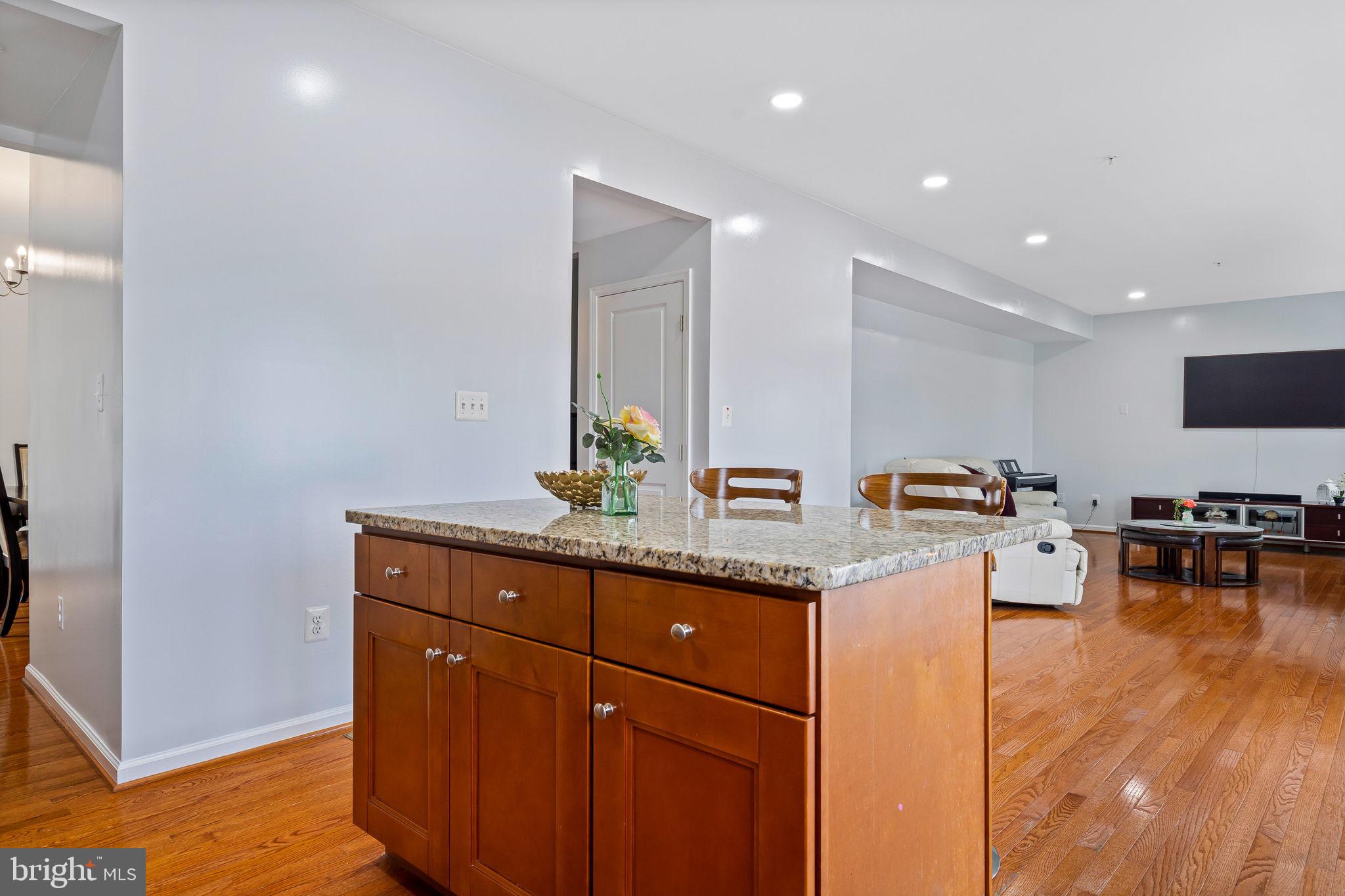 PLEASANT CHASE - Residential