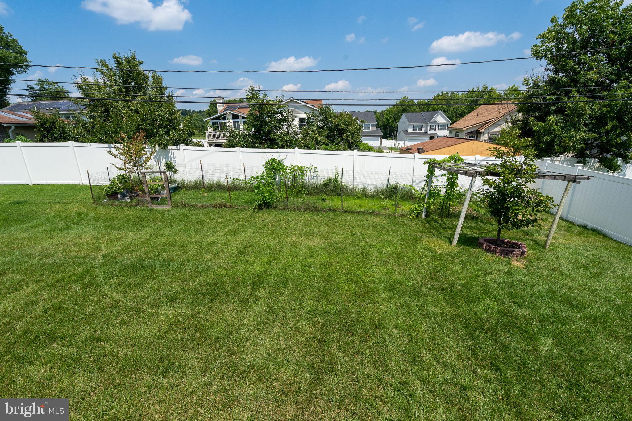 PLEASANT CHASE - Residential