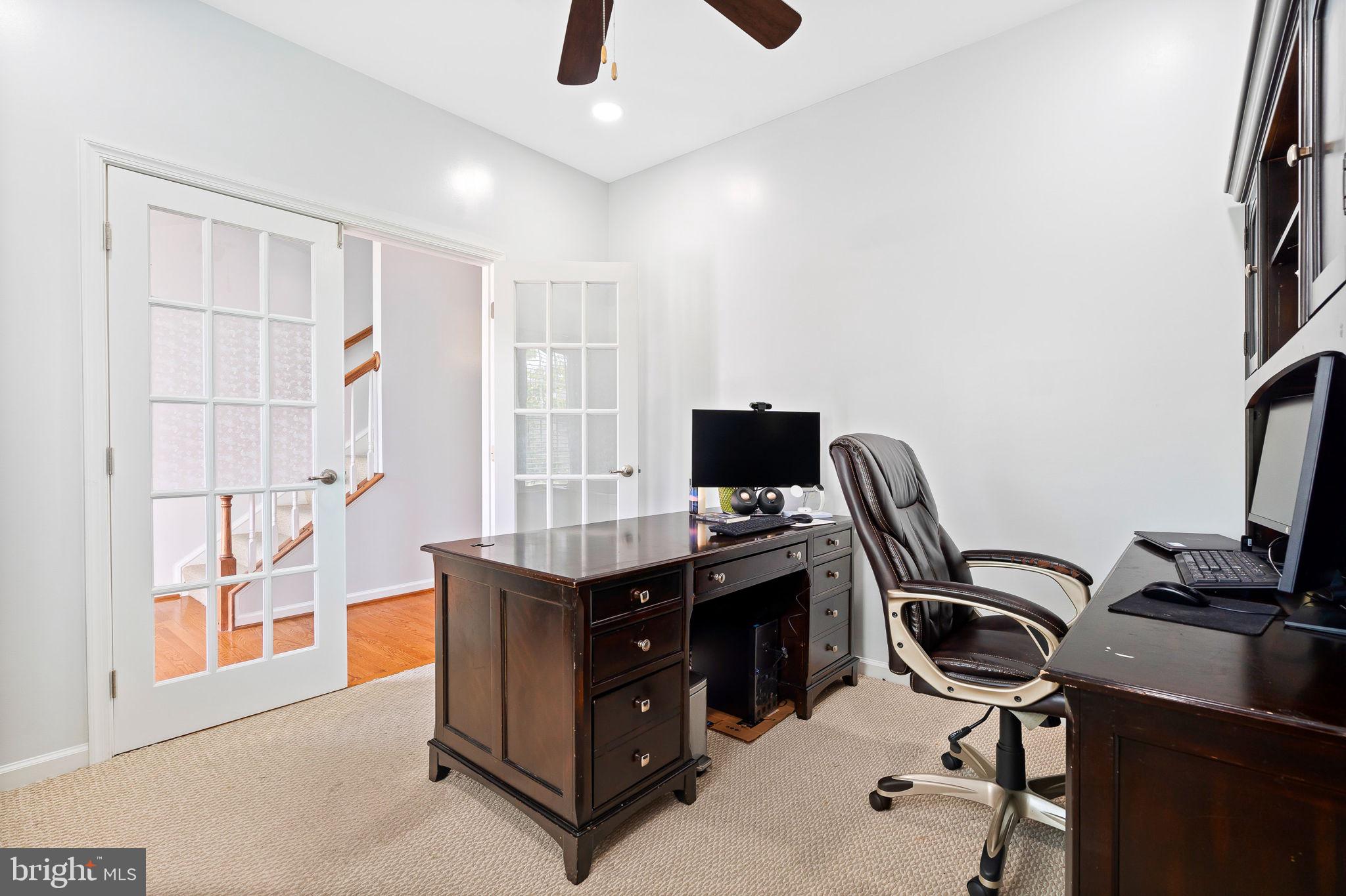 PLEASANT CHASE - Residential