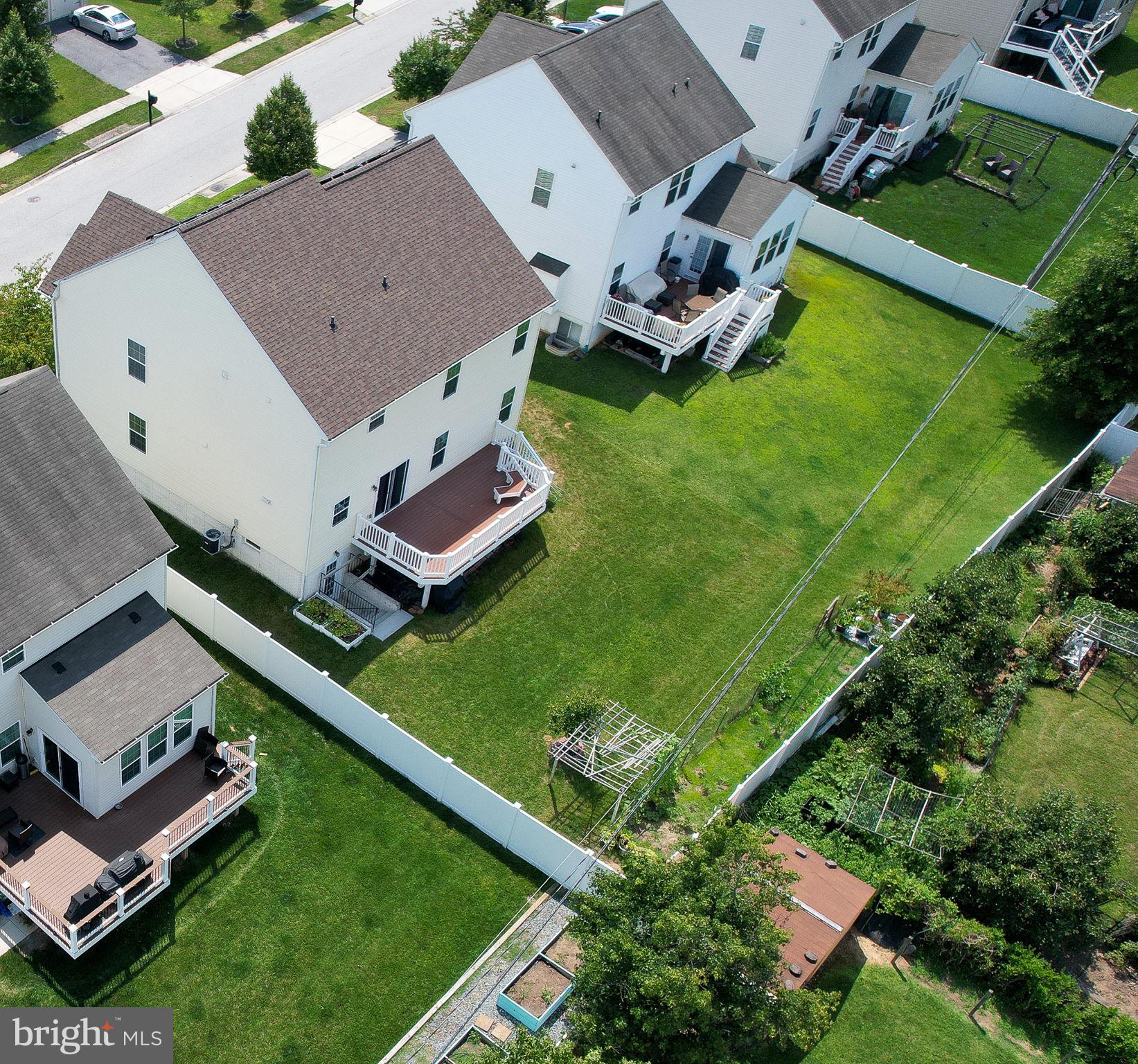 PLEASANT CHASE - Residential