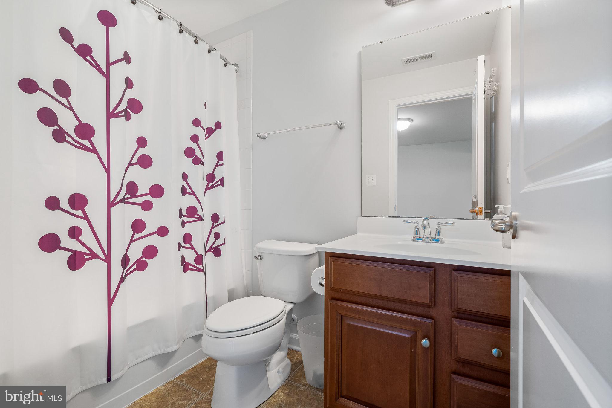 PLEASANT CHASE - Residential