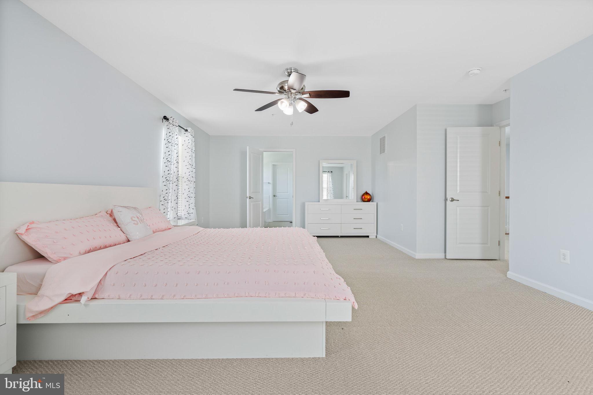 PLEASANT CHASE - Residential