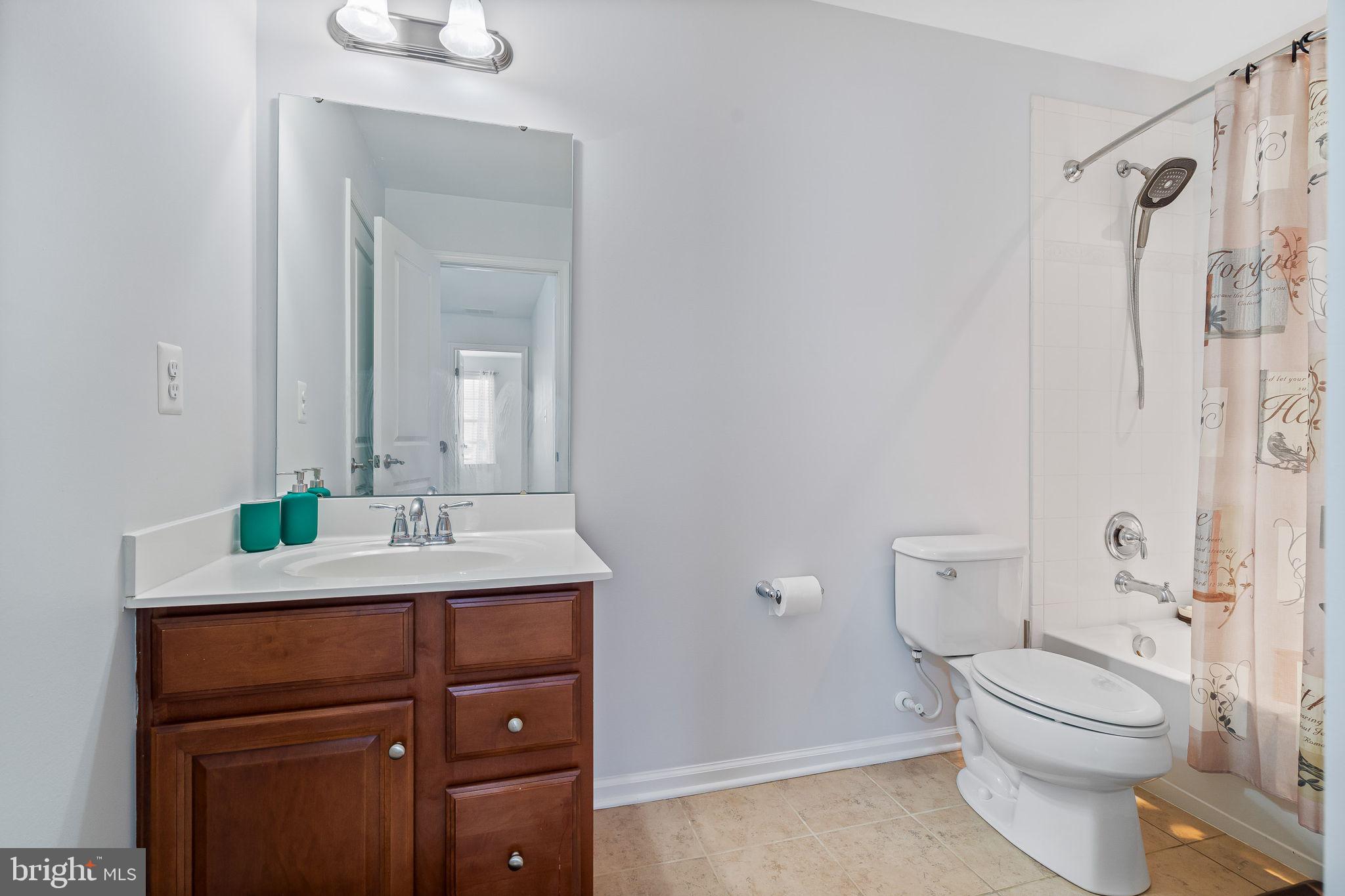 PLEASANT CHASE - Residential