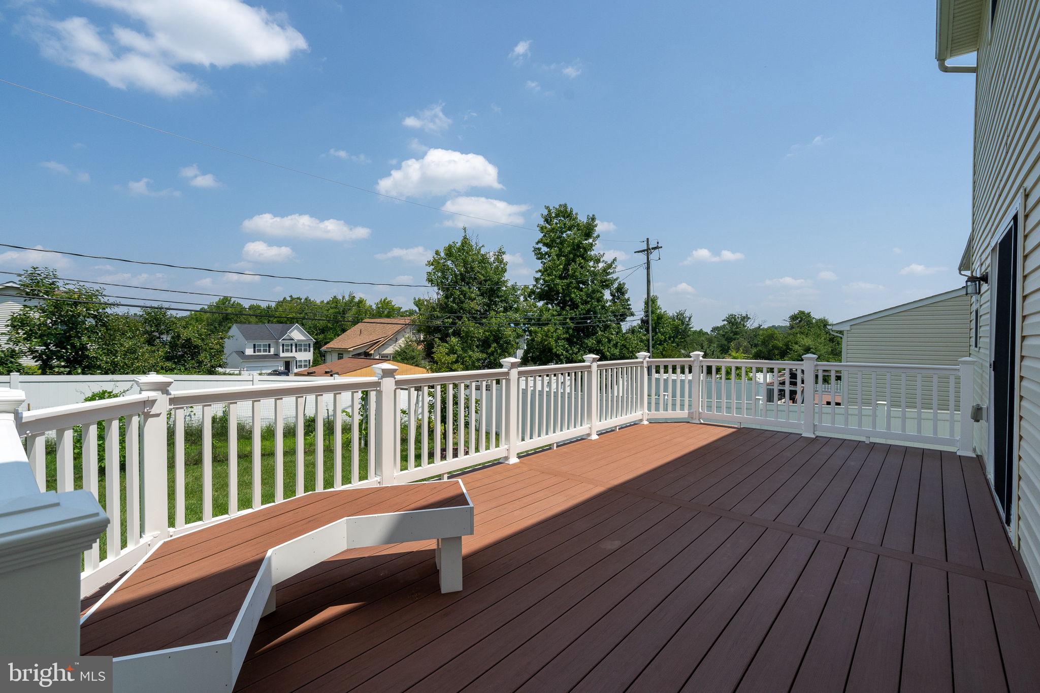 PLEASANT CHASE - Residential