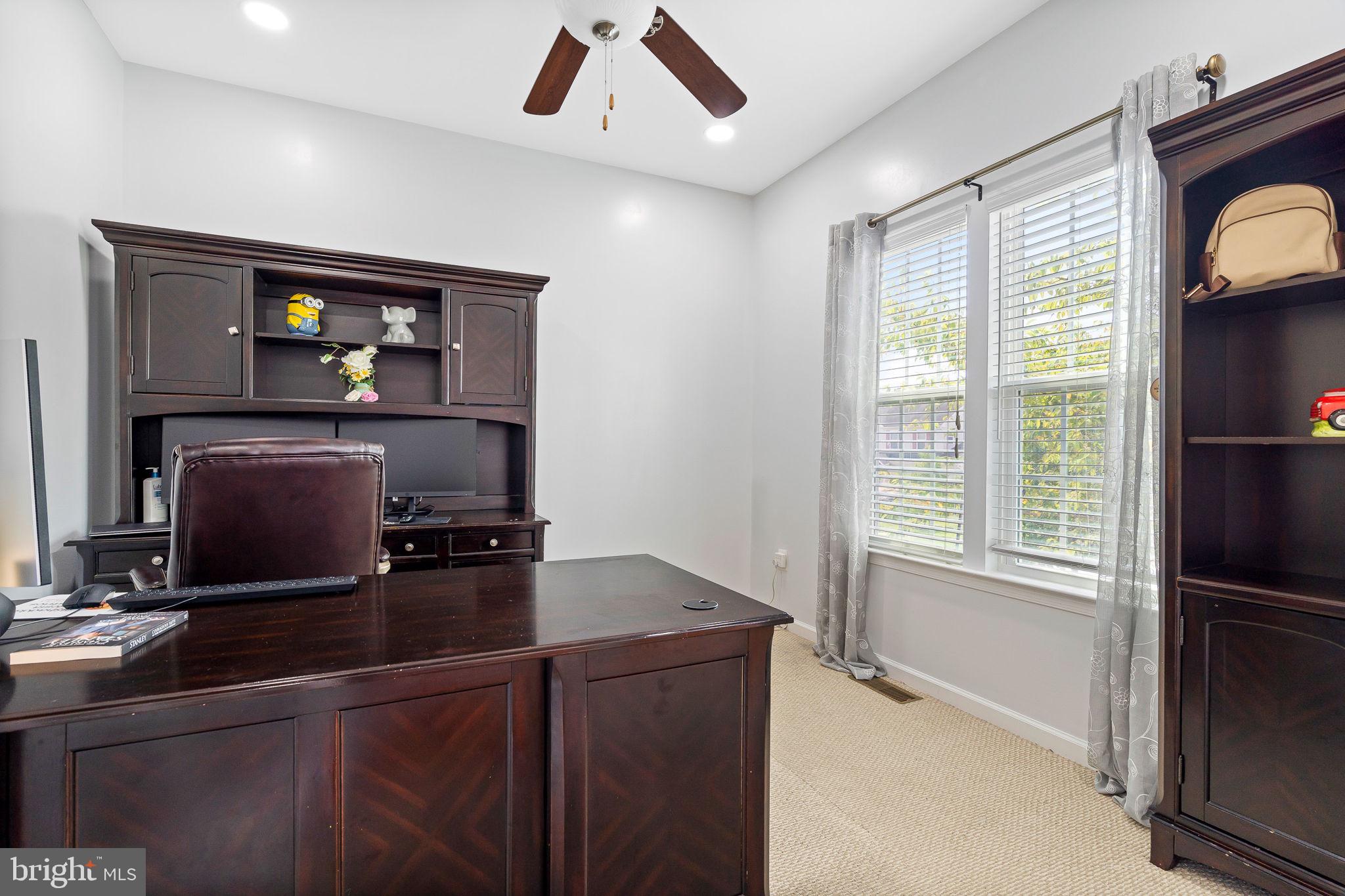 PLEASANT CHASE - Residential