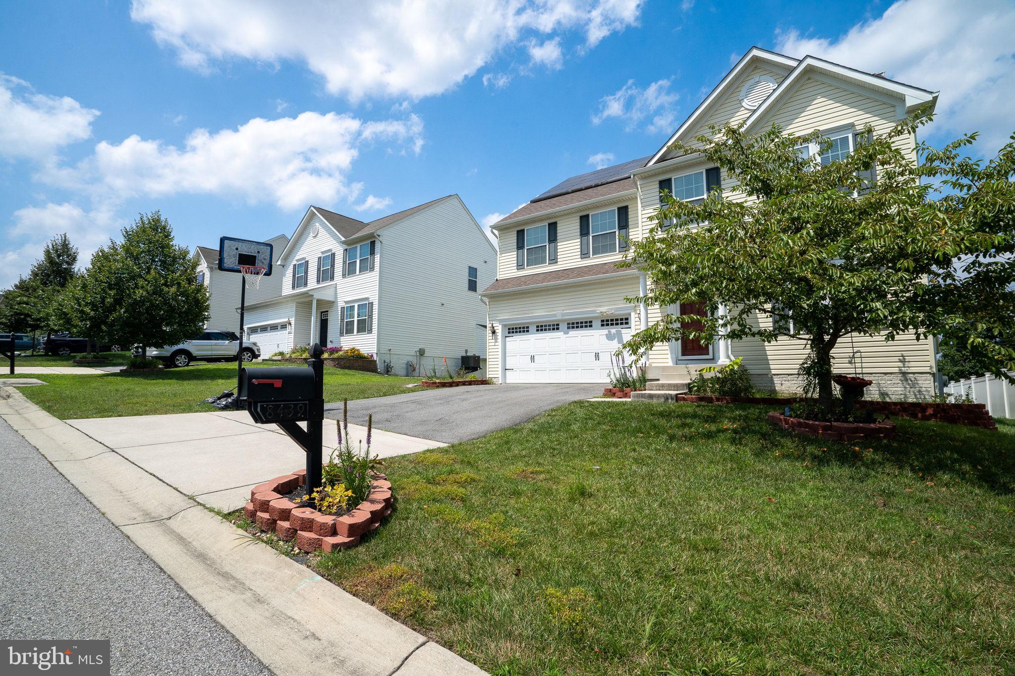 PLEASANT CHASE - Residential