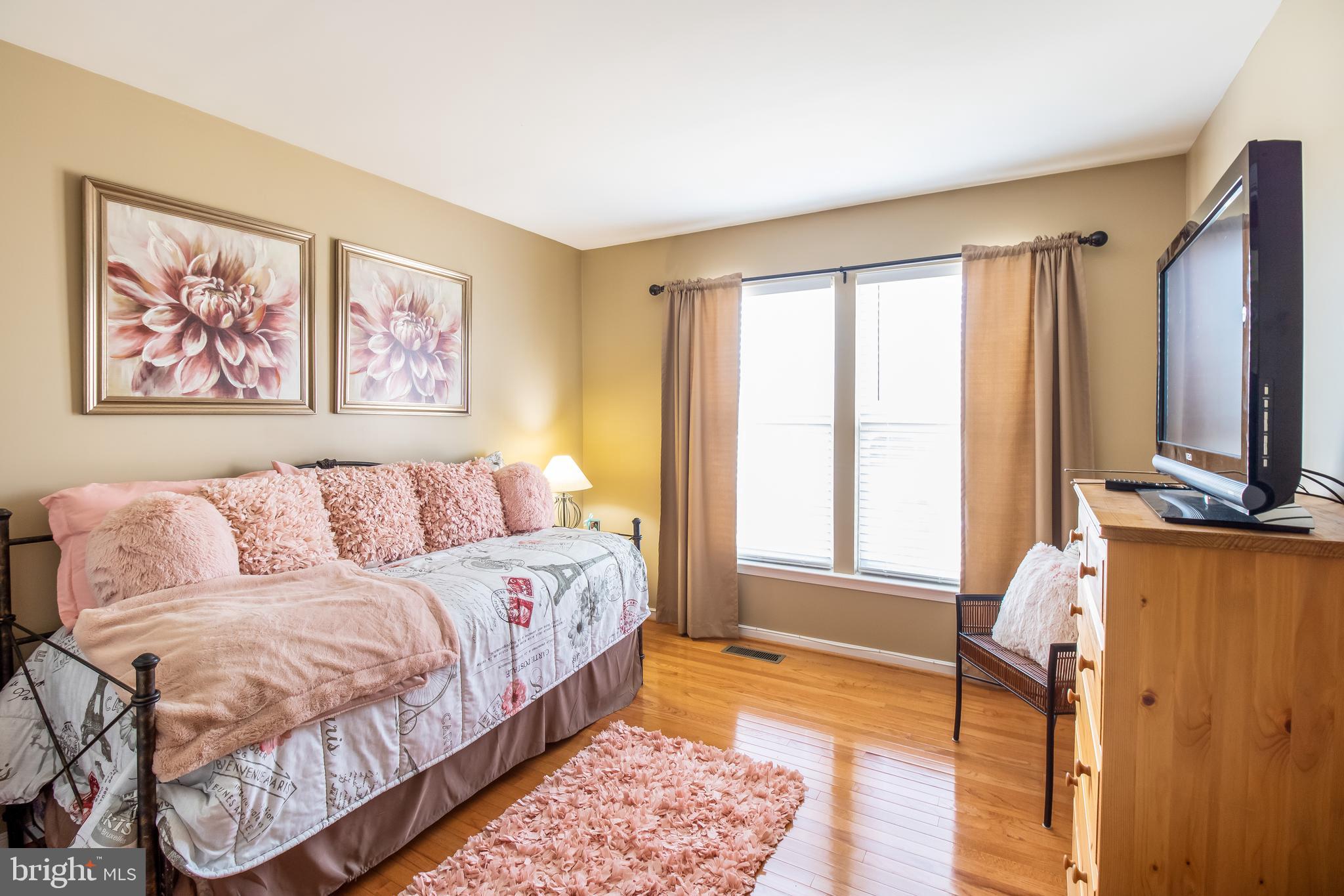 HENSON VALLEY - Residential