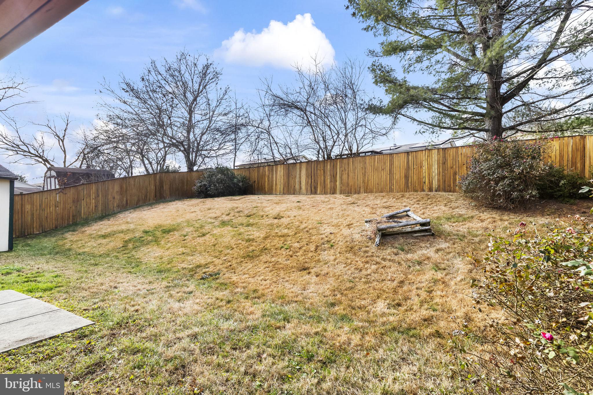 THE PROVINCES - Residential