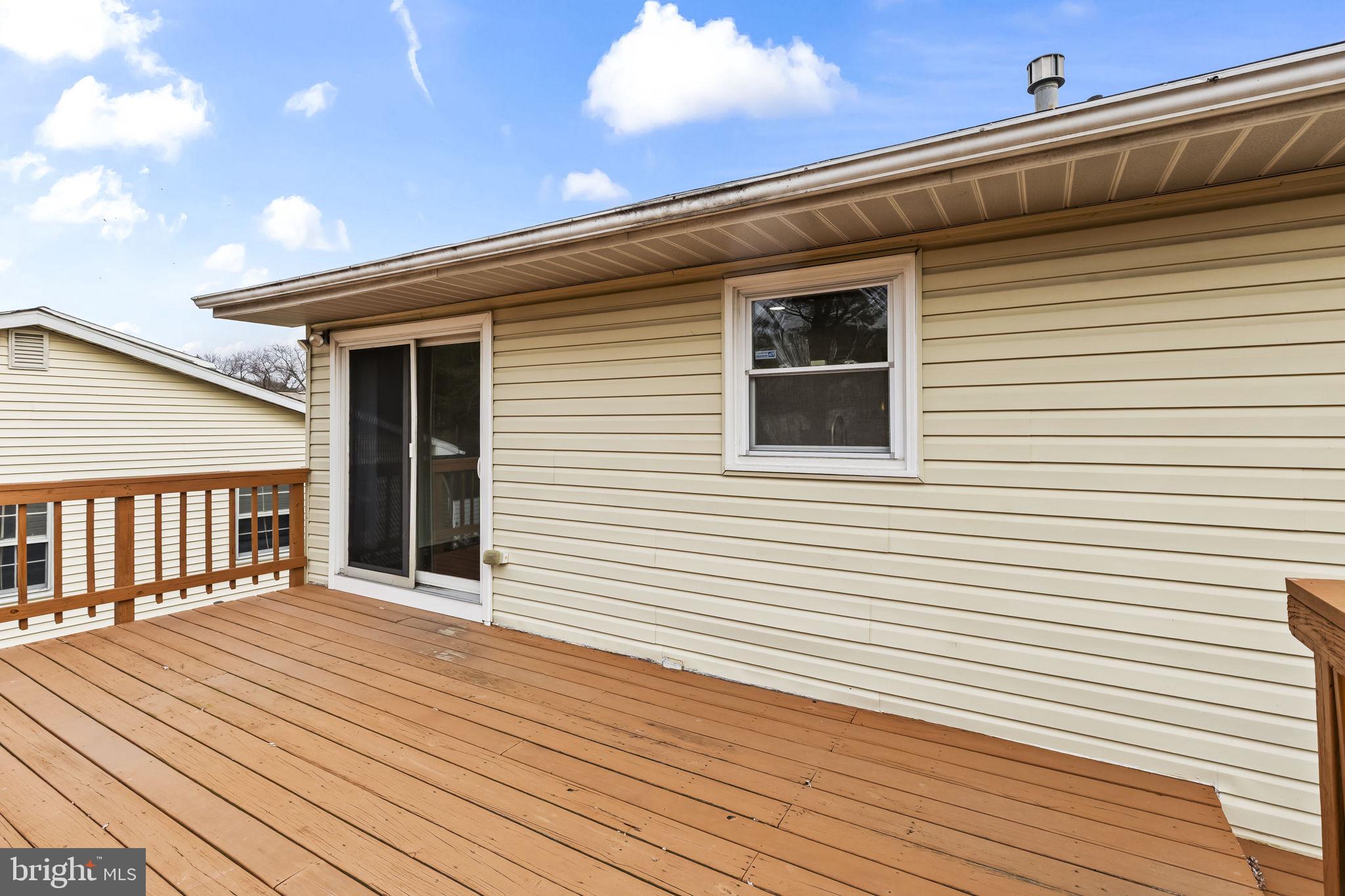 THE PROVINCES - Residential