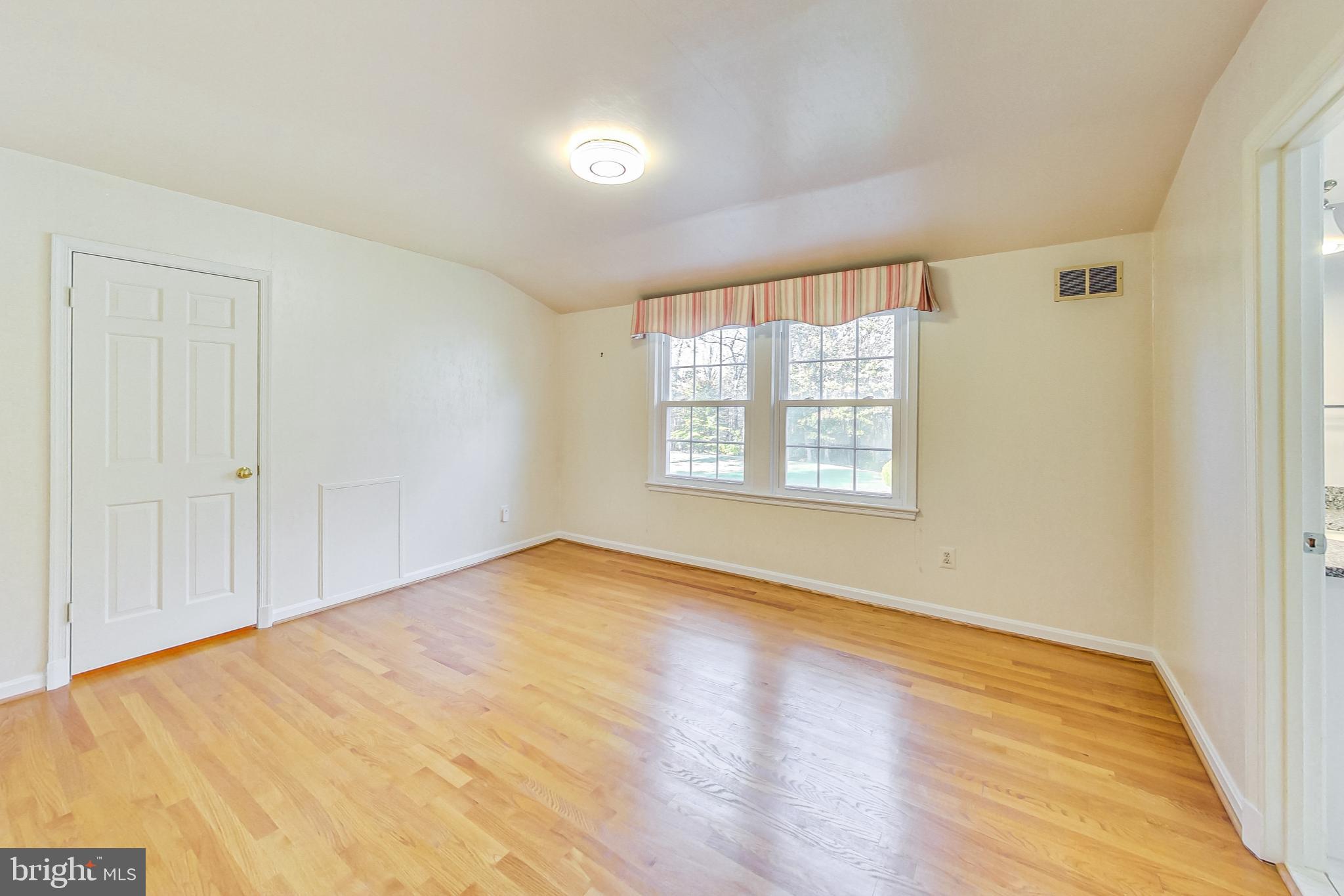 GREAT FALLS ESTATES - Residential