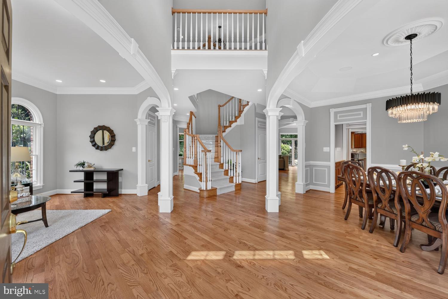 8263 TRAILWOOD COURT