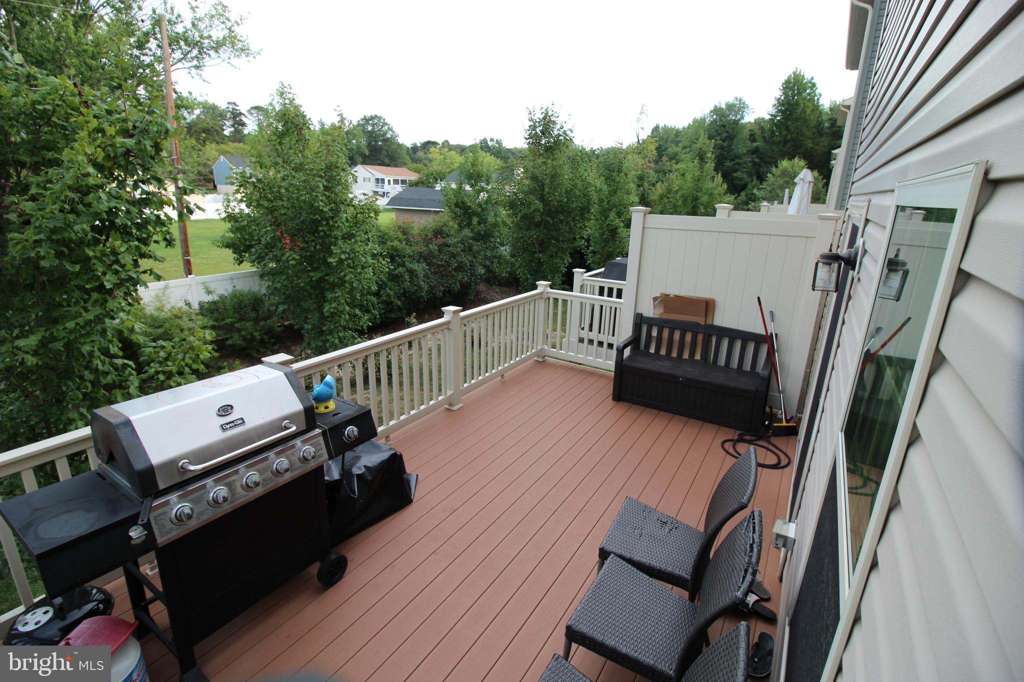 FIELDCREST GLEN - Residential