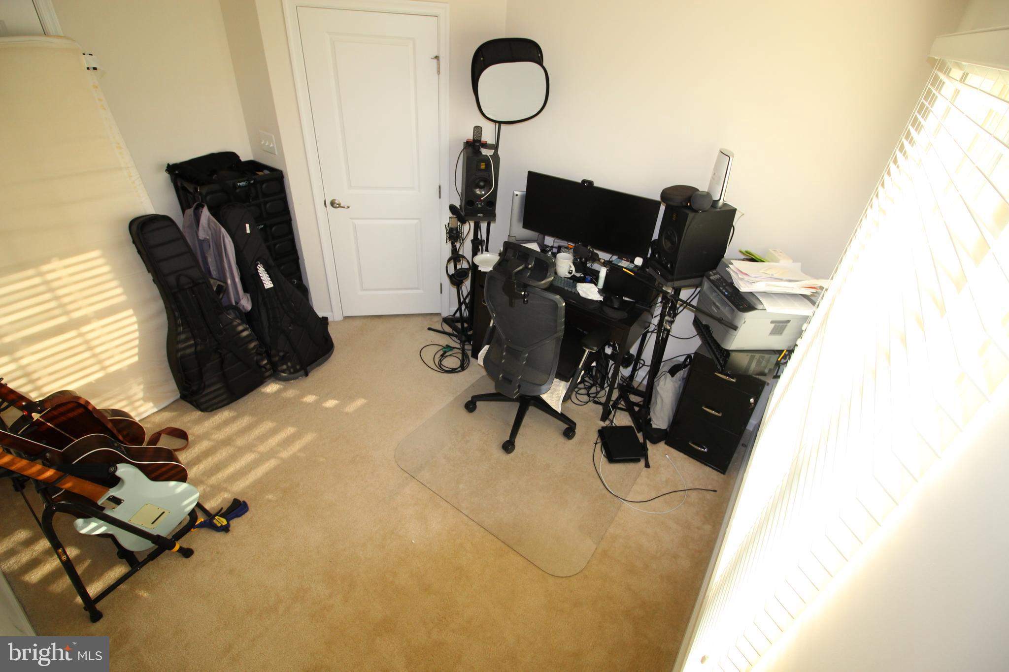 FIELDCREST GLEN - Residential