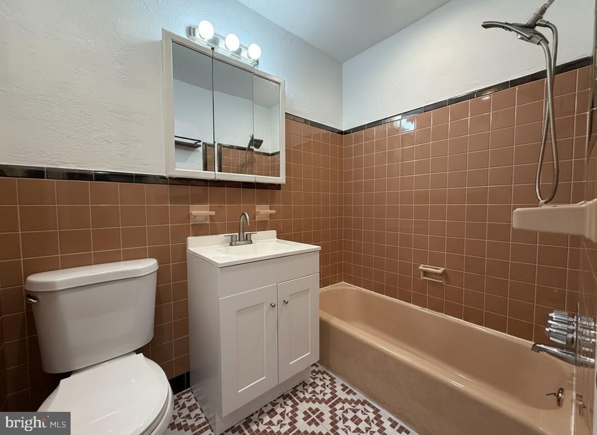 OVERBROOK PARK - Residential Income