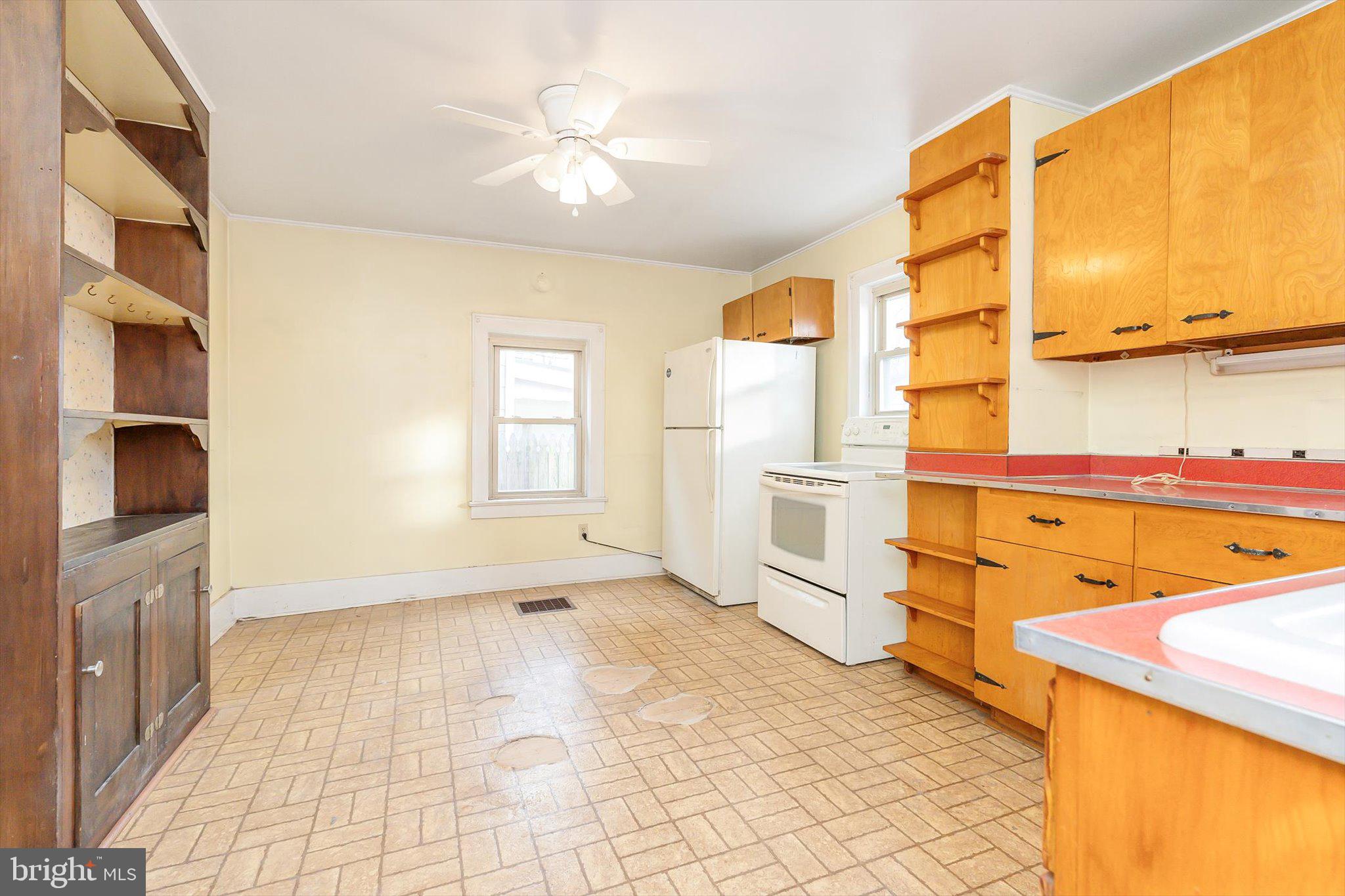 MARTINSBURG CORP - Residential