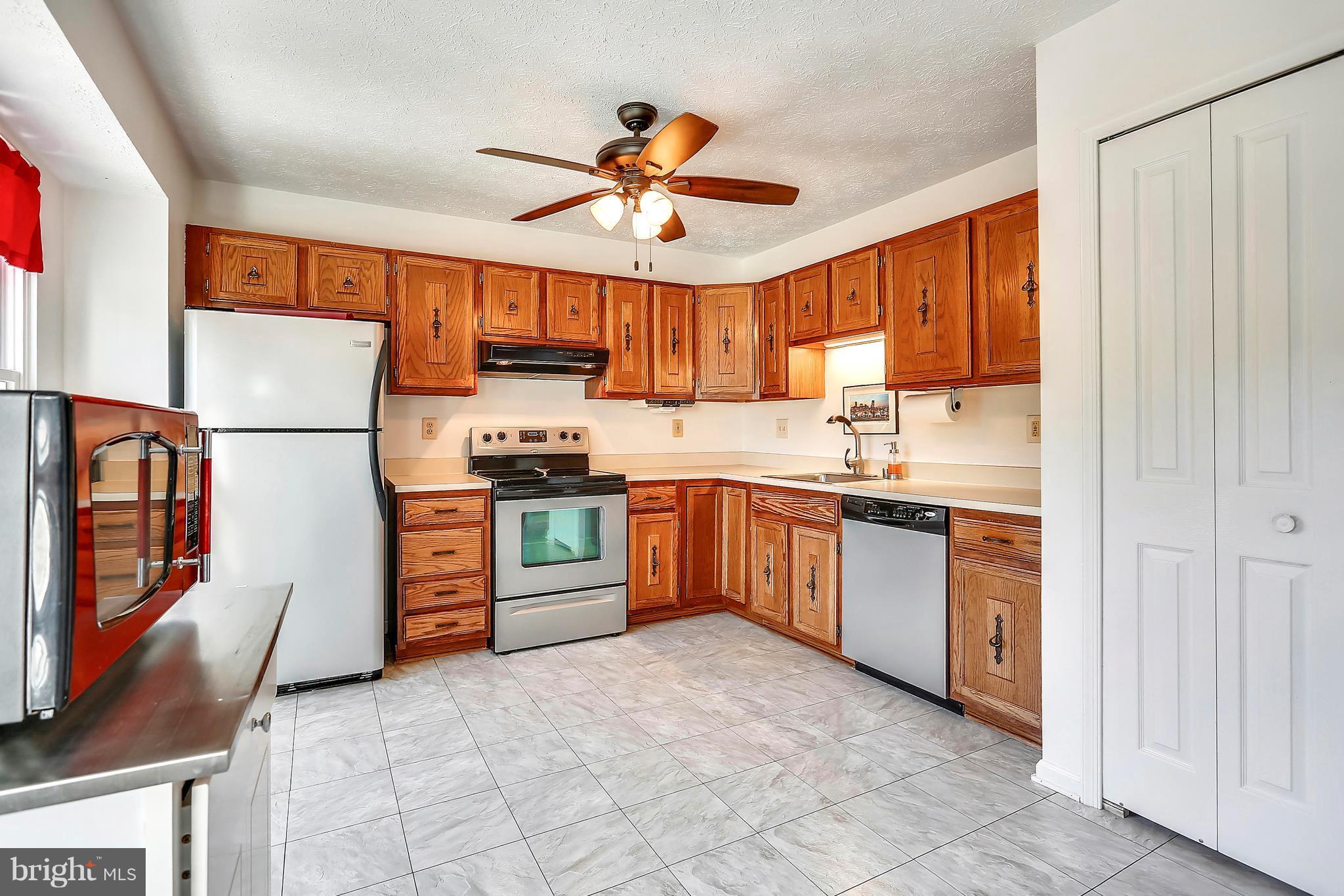 BOWLING BROOK FARMS - Residential