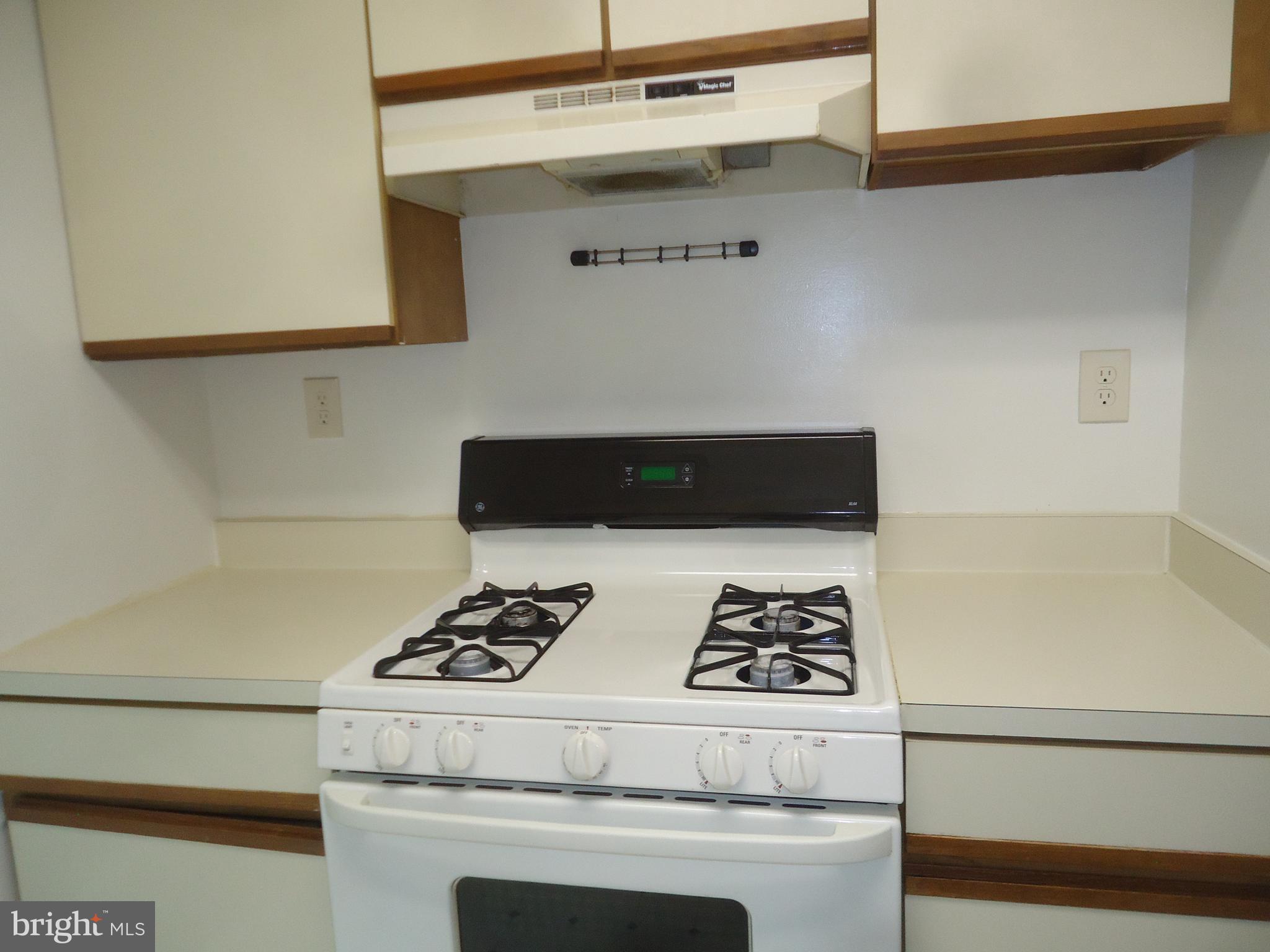 MADISON CONDOMINIUM - Residential