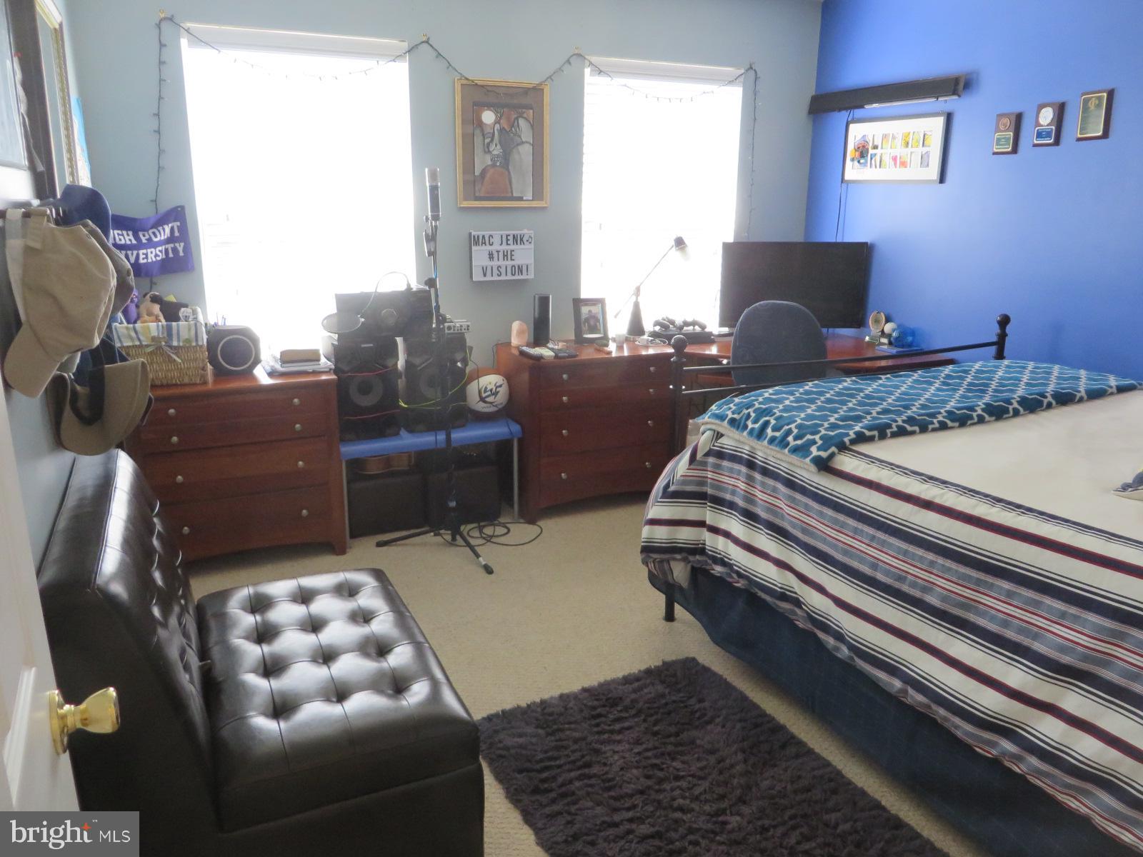 RUSTIC RIDGE-PLAT 1> - Residential