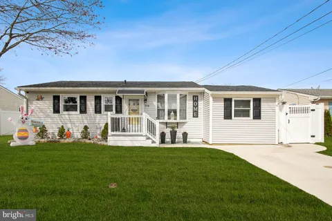 214 Hughes Avenue, Cape May, NJ 08204 - MLS#: NJCM2004990