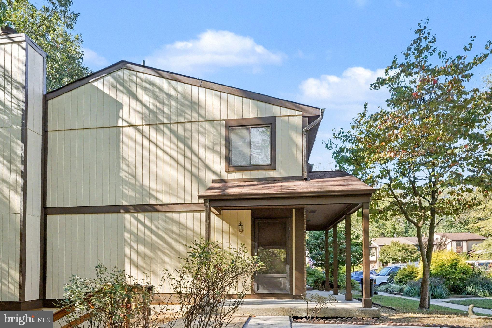 5879 JACKSONS OAK COURT