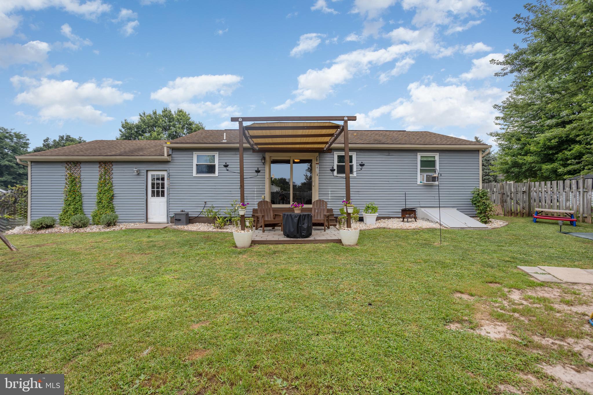 STEEPLE CHASE - Residential