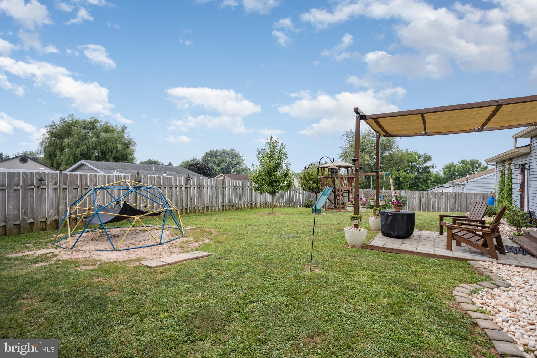 STEEPLE CHASE - Residential