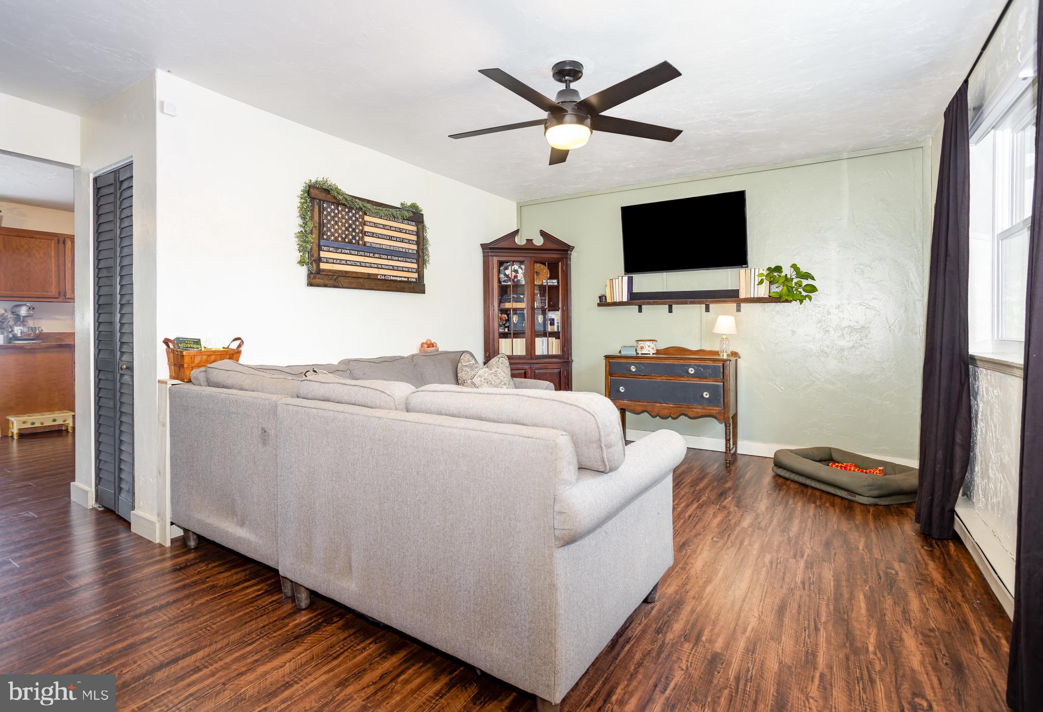 3756 FOX CHASE DRIVE