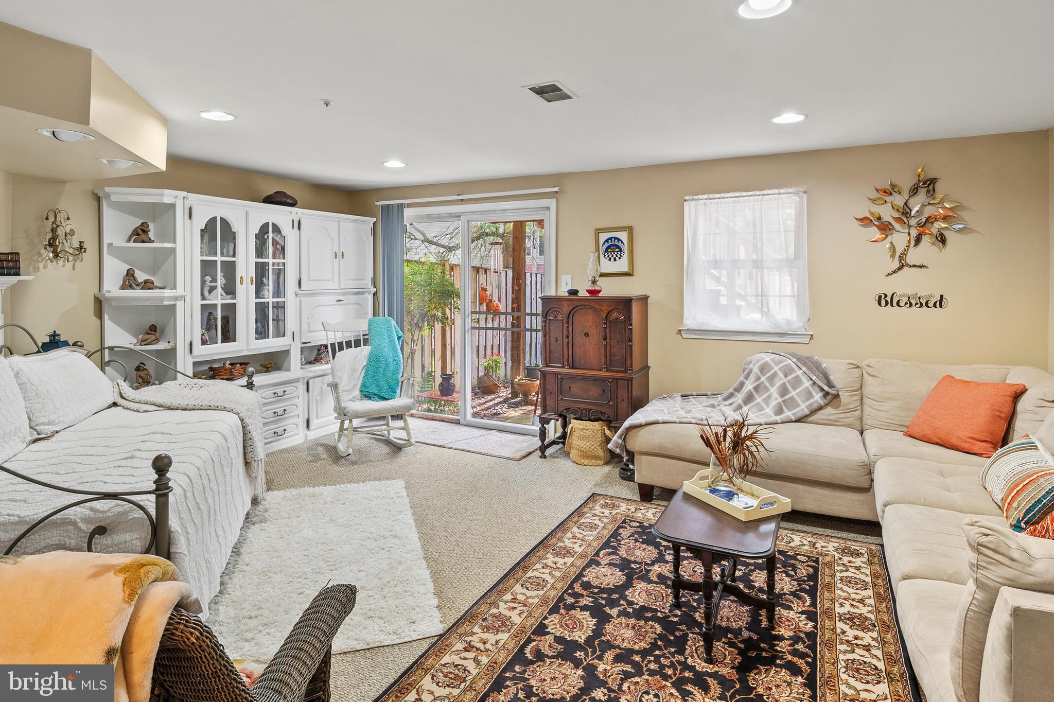 QUAIL RUN SOUTH - Residential