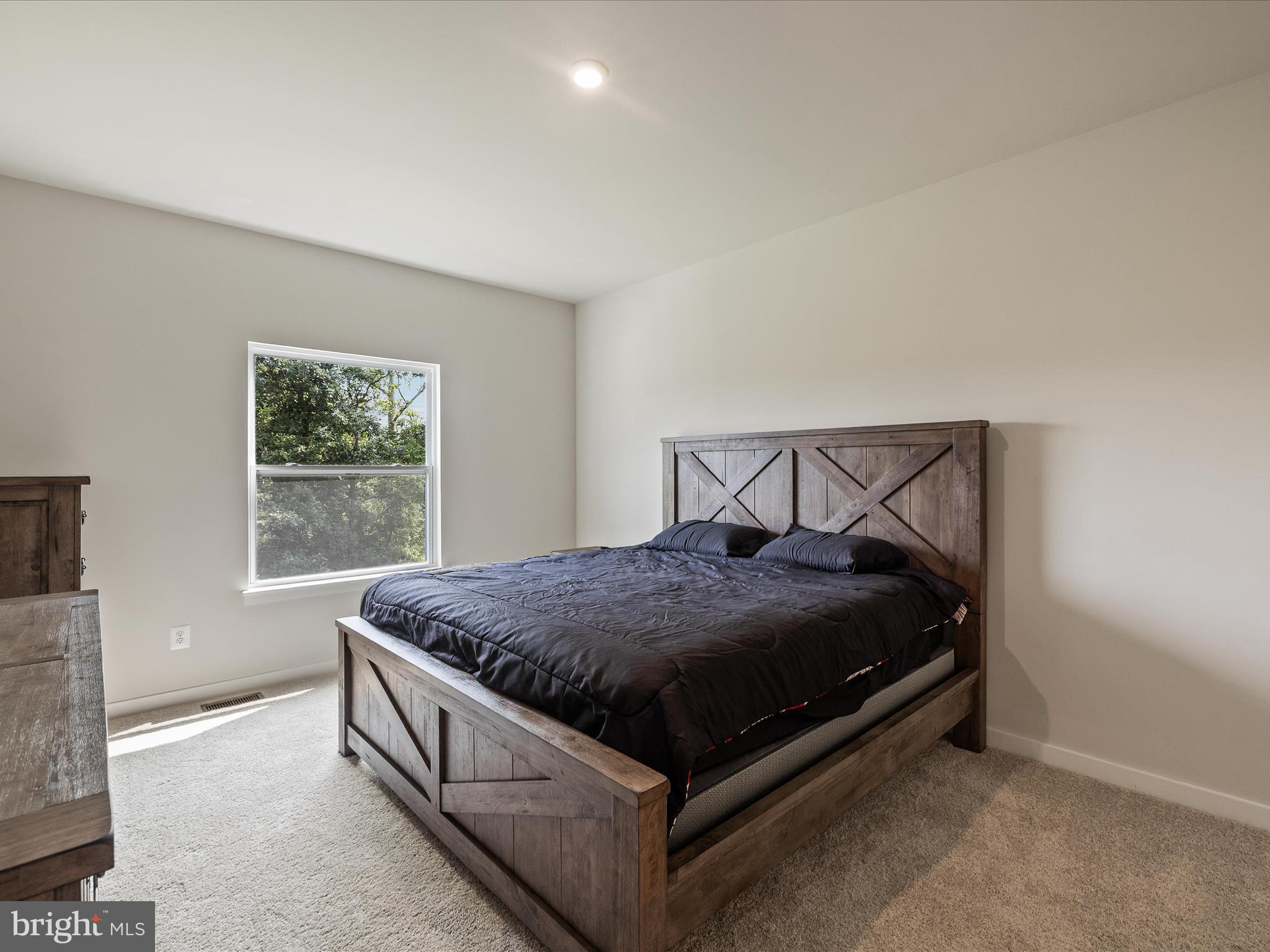 SOUTH BROOK - Residential