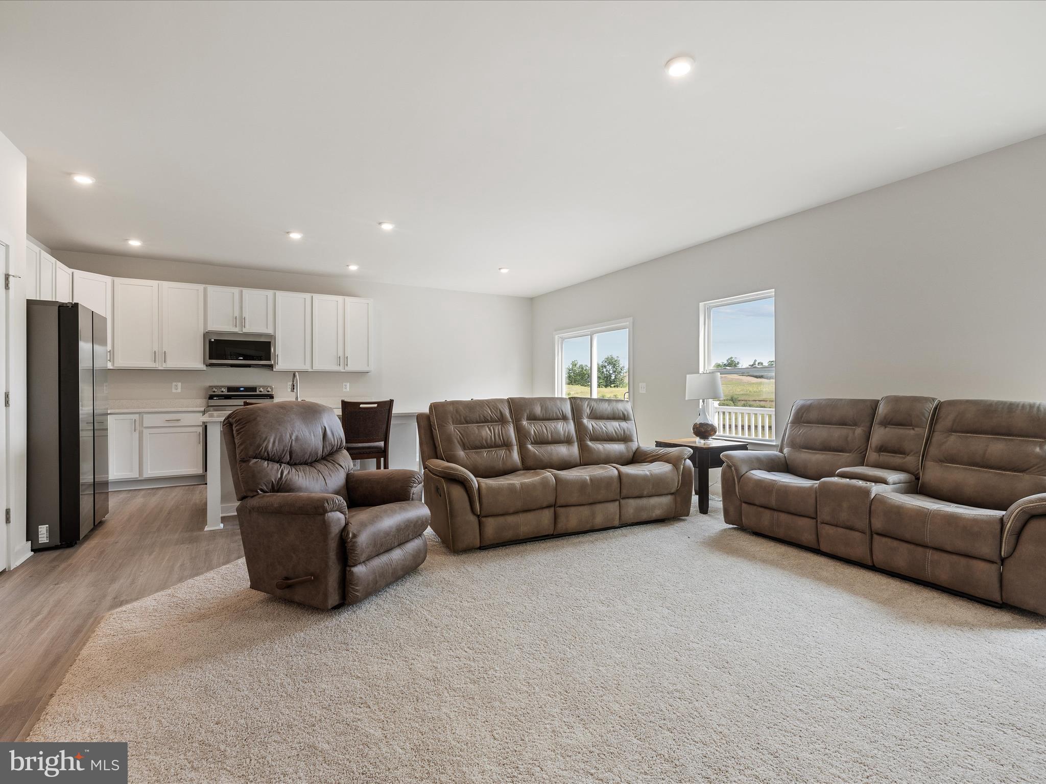 SOUTH BROOK - Residential