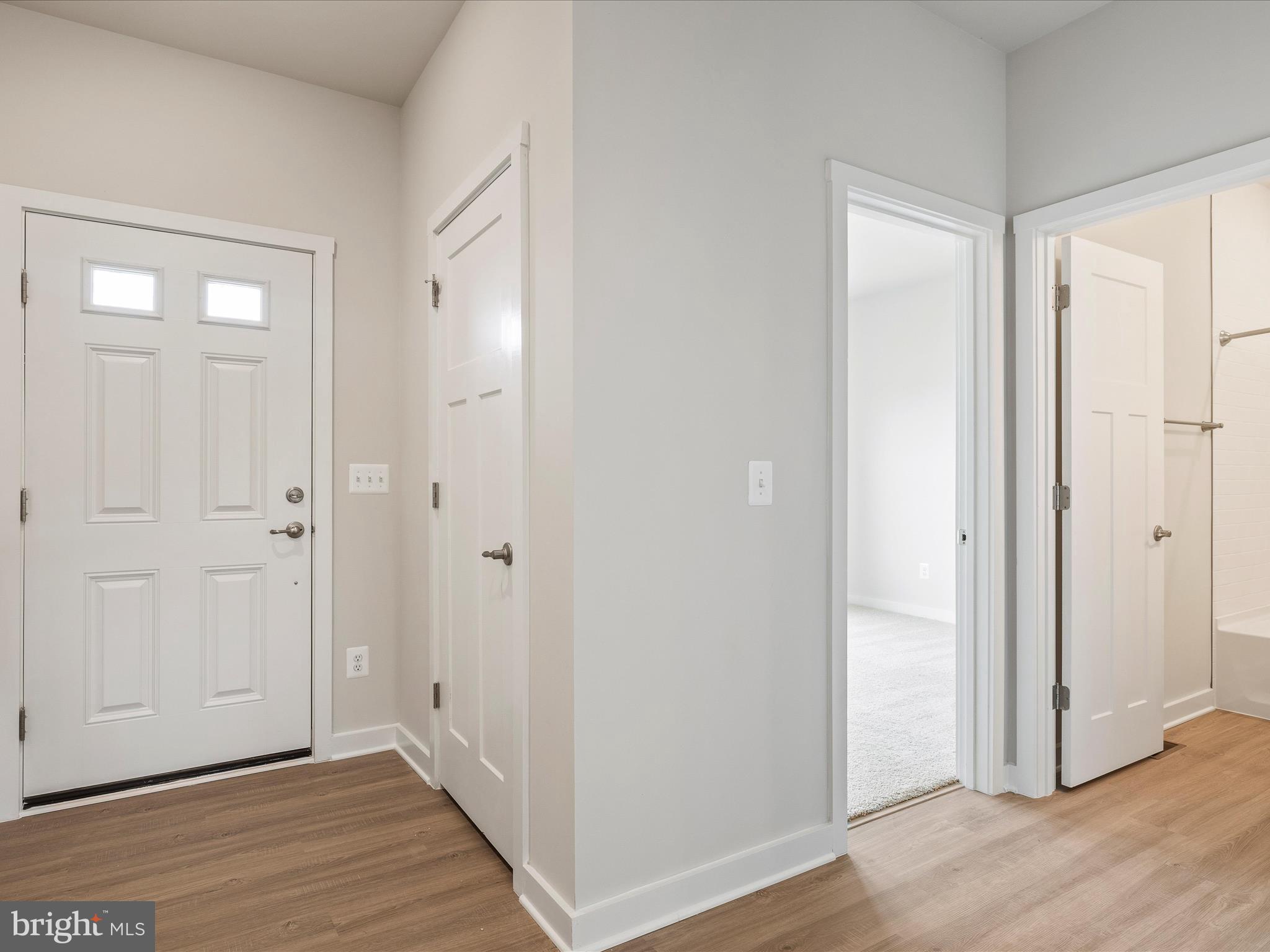 SOUTH BROOK - Residential